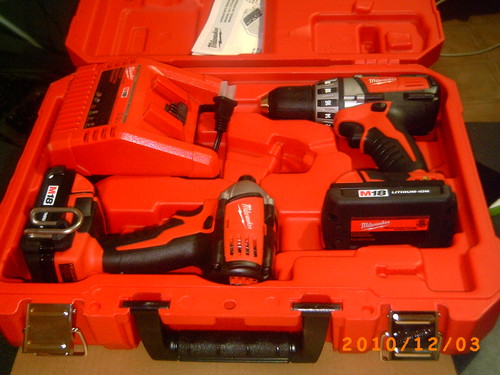 Milwaukee 2691-22 18-Volt Compact Drill and Impact Driver Combo Kit customer photo 2