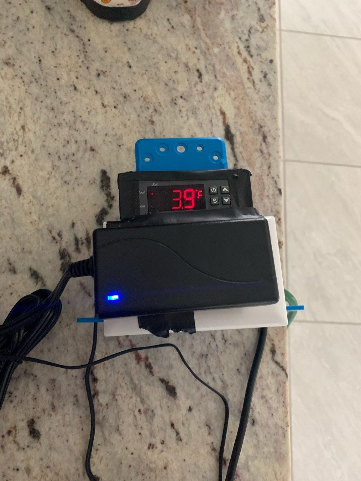 IceProbe Thermoelectric Aquarium Chiller - 4 in. x 4 3/4 in. x 7 1/2 in. customer photo 1