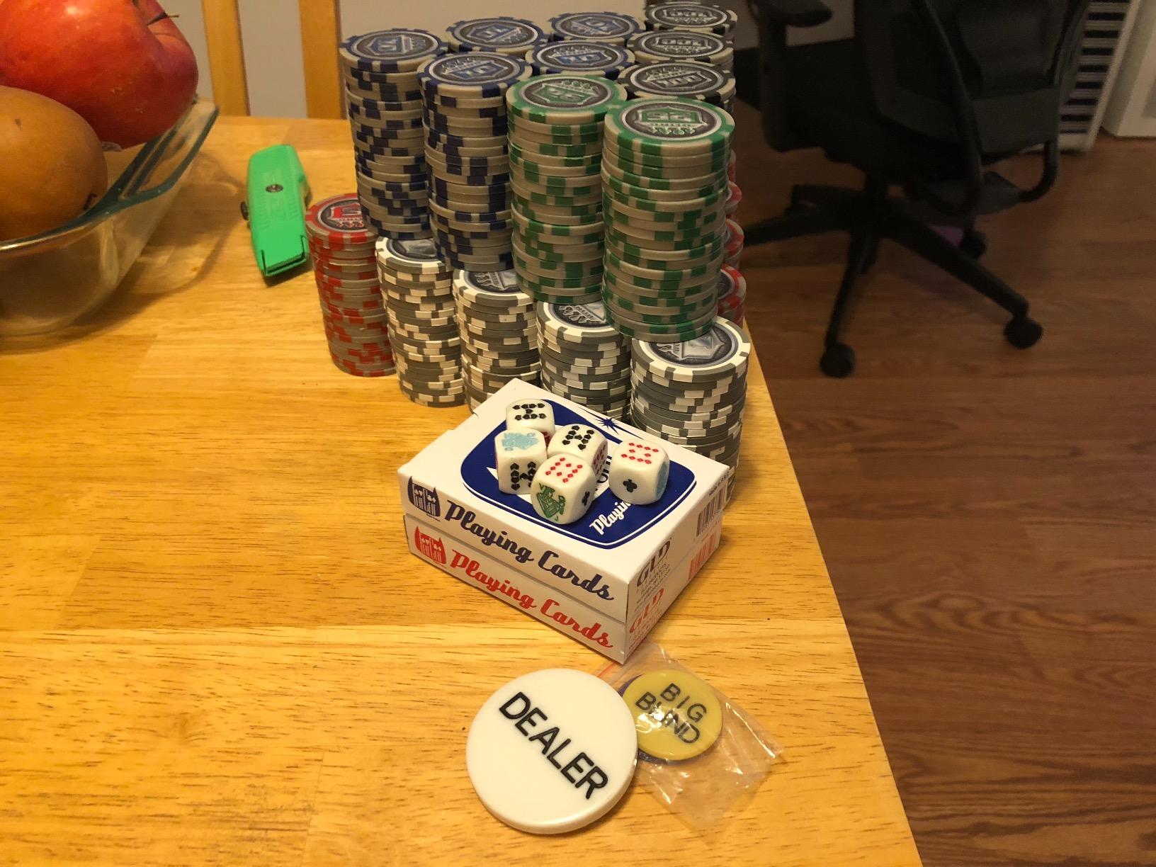 Fat Cat Bling 500 Count Poker Chip Set with Aluminum Case, 13.5 Gram Clay Poker Chips for Texas Holden, Casino Poker Set with Cards and Dice customer photo 2