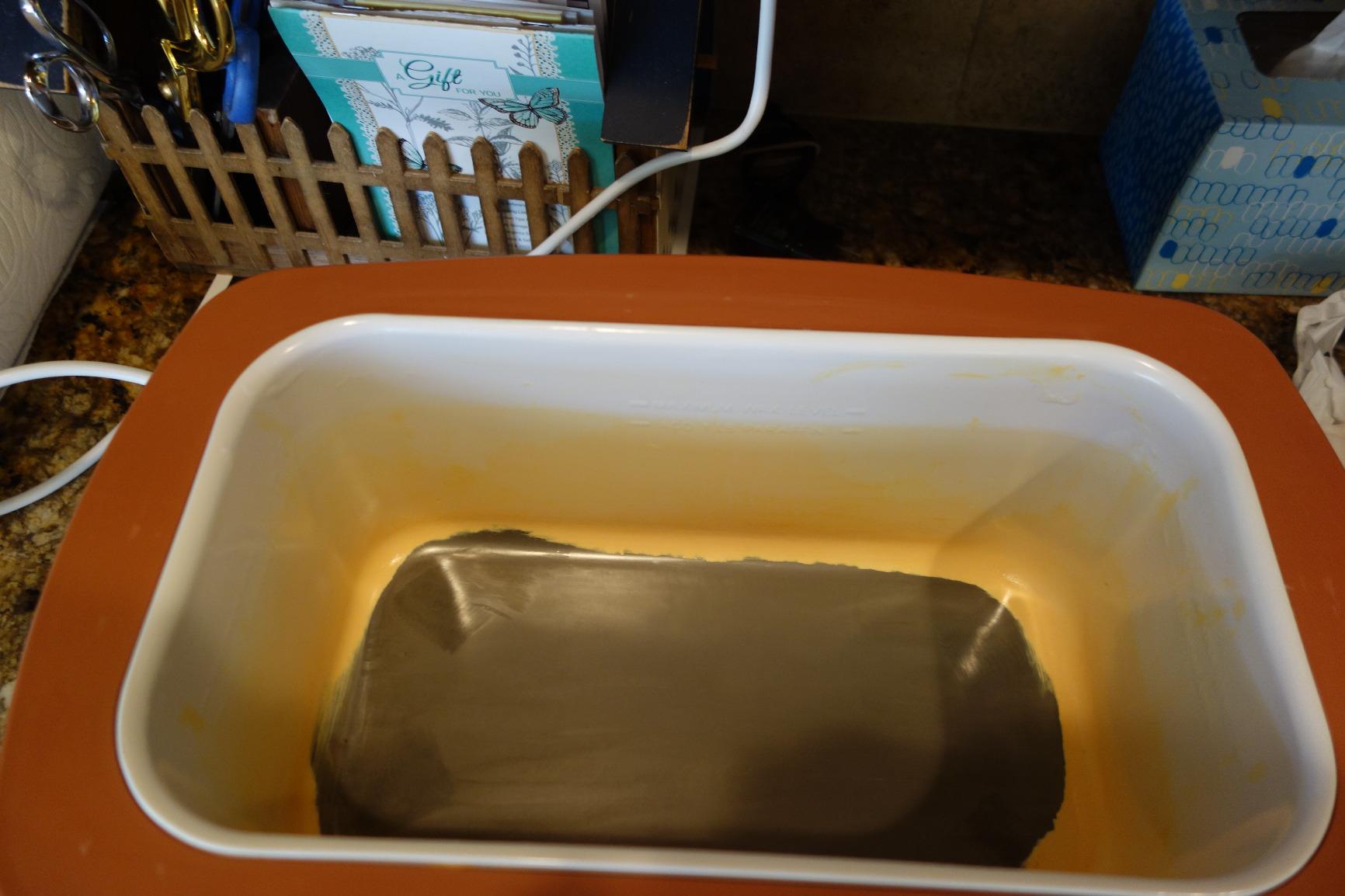 Gigi Paraffin Wax Warmer - Professional Grade Paraffin Bath for Manicures and Pedicures - Digital Temperature Control - Includes 6 lbs. Paraffin Wax customer photo 2