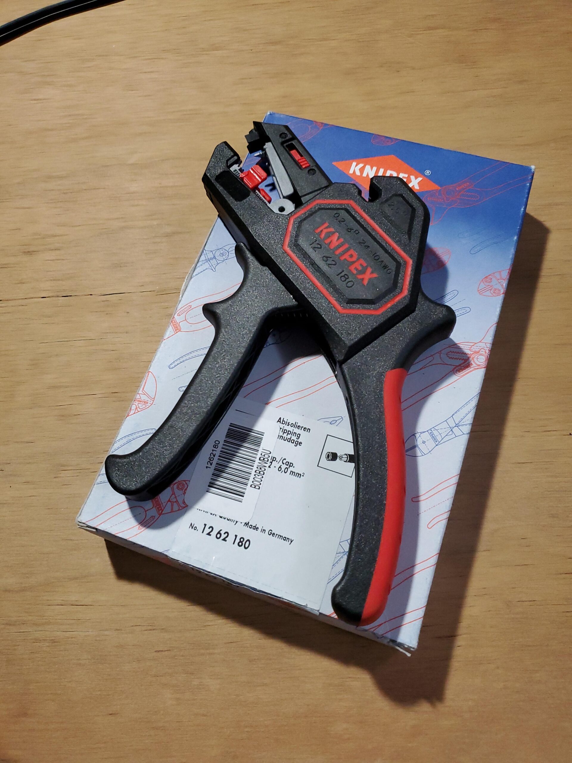 KNIPEX Automatic Wire Stripper 10-24 AWG, 7.25 customer photo 1