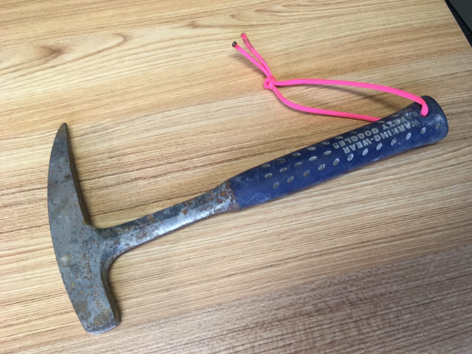 Estwing Rock Pick - 22 oz USA Made Geology Hammer with Pointed Tip & Shock Reduction Grip - E3-23LP customer photo 1