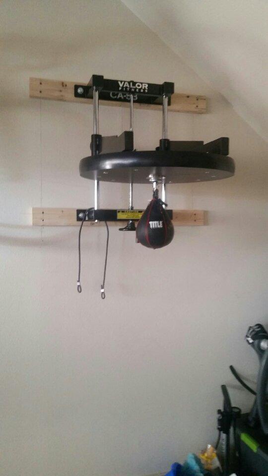Valor Fitness Boxing Speed Bag Platform with Wheel Crank for Easy Adjustment, Speed Bag Included customer photo 1