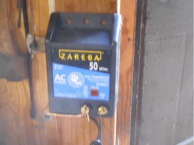 Zareba 50 Mile AC-Powered Low Impendence Electric Fence Charger - Contain Pigs, Goats, Horses, Cattle, and More - Keep Out Predators - For Heavy Weed Conditions - EAC50M-Z customer photo 2