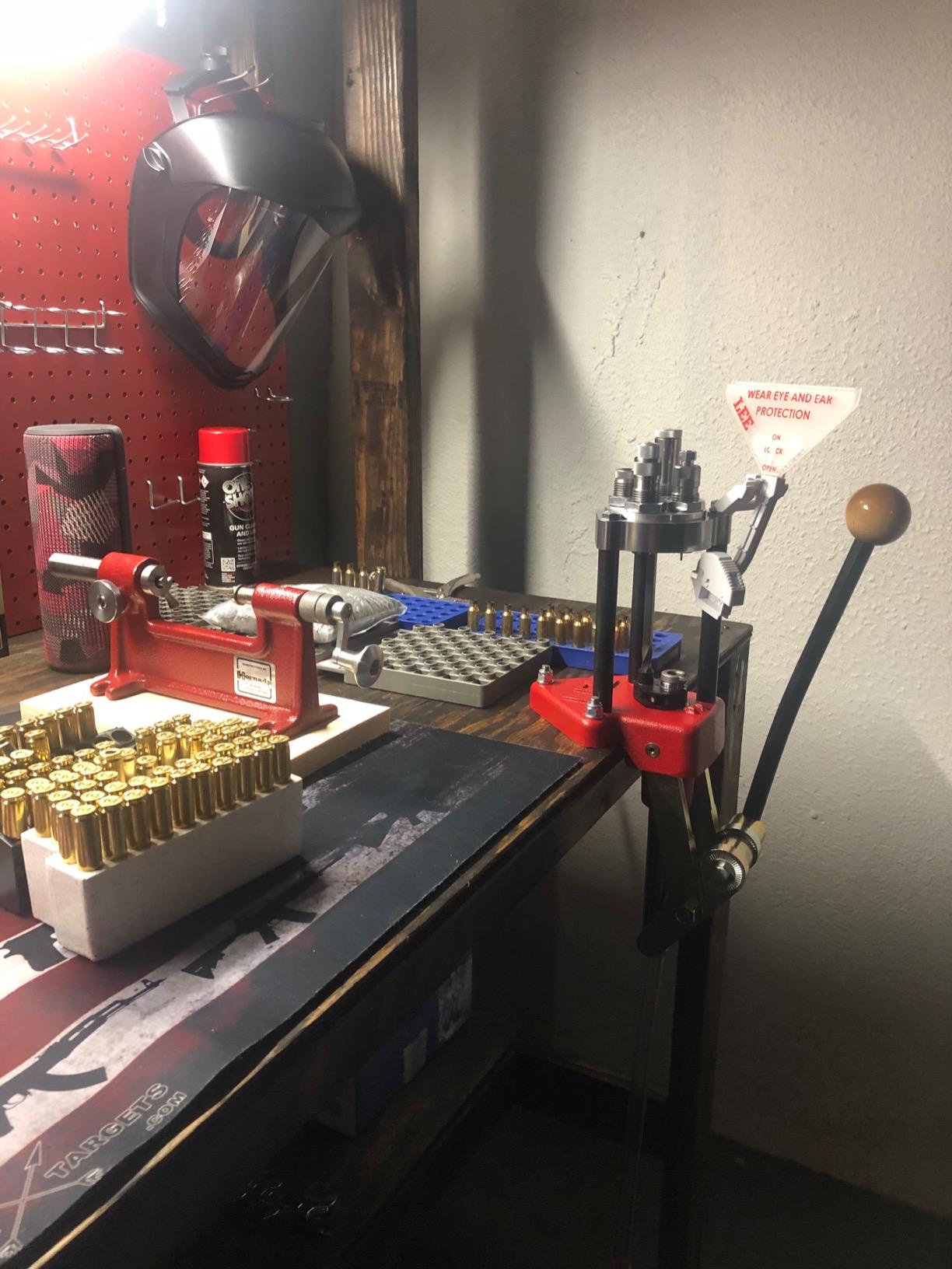 Lee Precision Classic Turret Press Kit - Auto Indexing, 4-Hole Turret, Powder Measure and Auto Disk Included customer photo 1