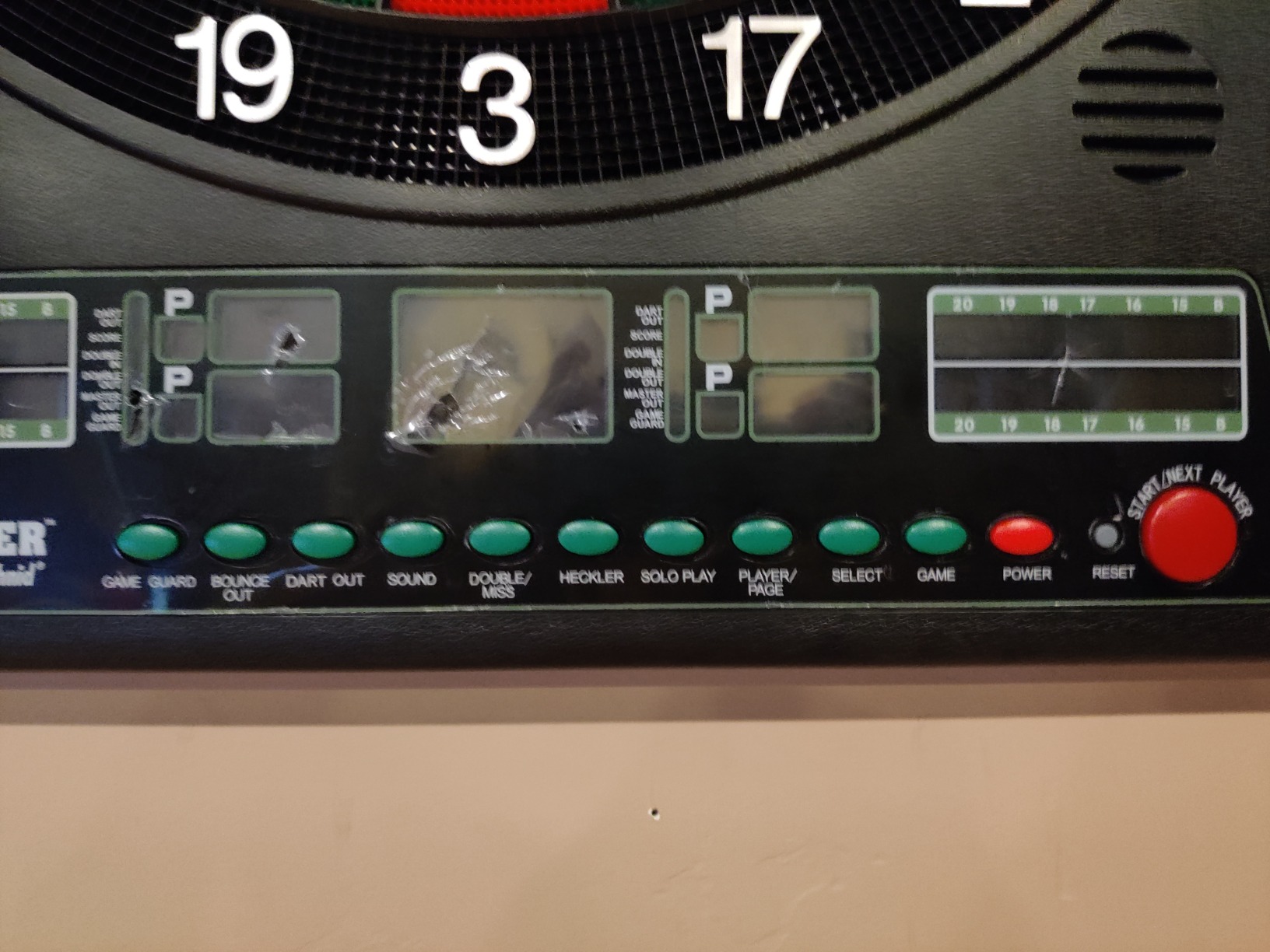 Arachnid Marauder 5.0 Electronic Soft Tip Dartboard Cabinet Set Black EDBW660 customer photo 1