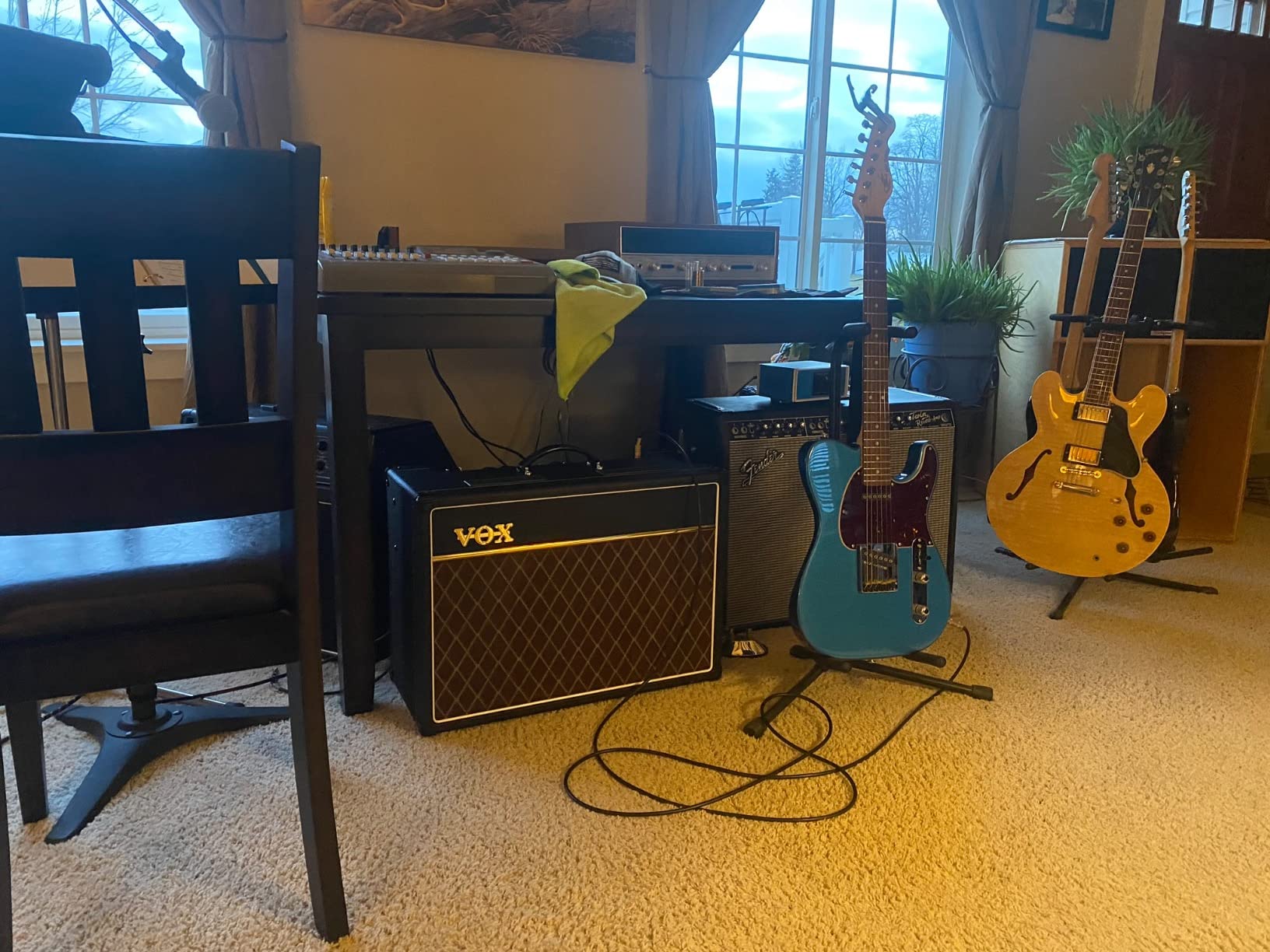 Vox AC15C1X 1x12 inch 15-watt Guitar Tube Combo Amplifier w/Alnico Blue Speaker, 2 Channels, Tremolo, Reverb, and Alnico Blue Speaker customer photo 1