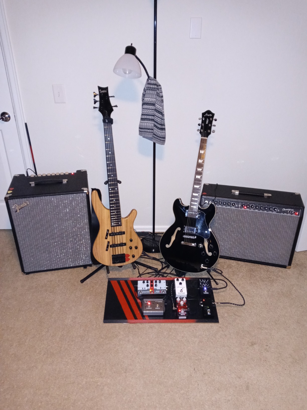 Fender Rumble 500 V3 Bass Amp for Bass Guitar, 500 Watts, with 2-Year Warranty 2x10 Inch Eminence Speakers with Compression Horn, Overdrive Circuit, Tone Voicing, Effects Loop and Direct XLR Output customer photo 2