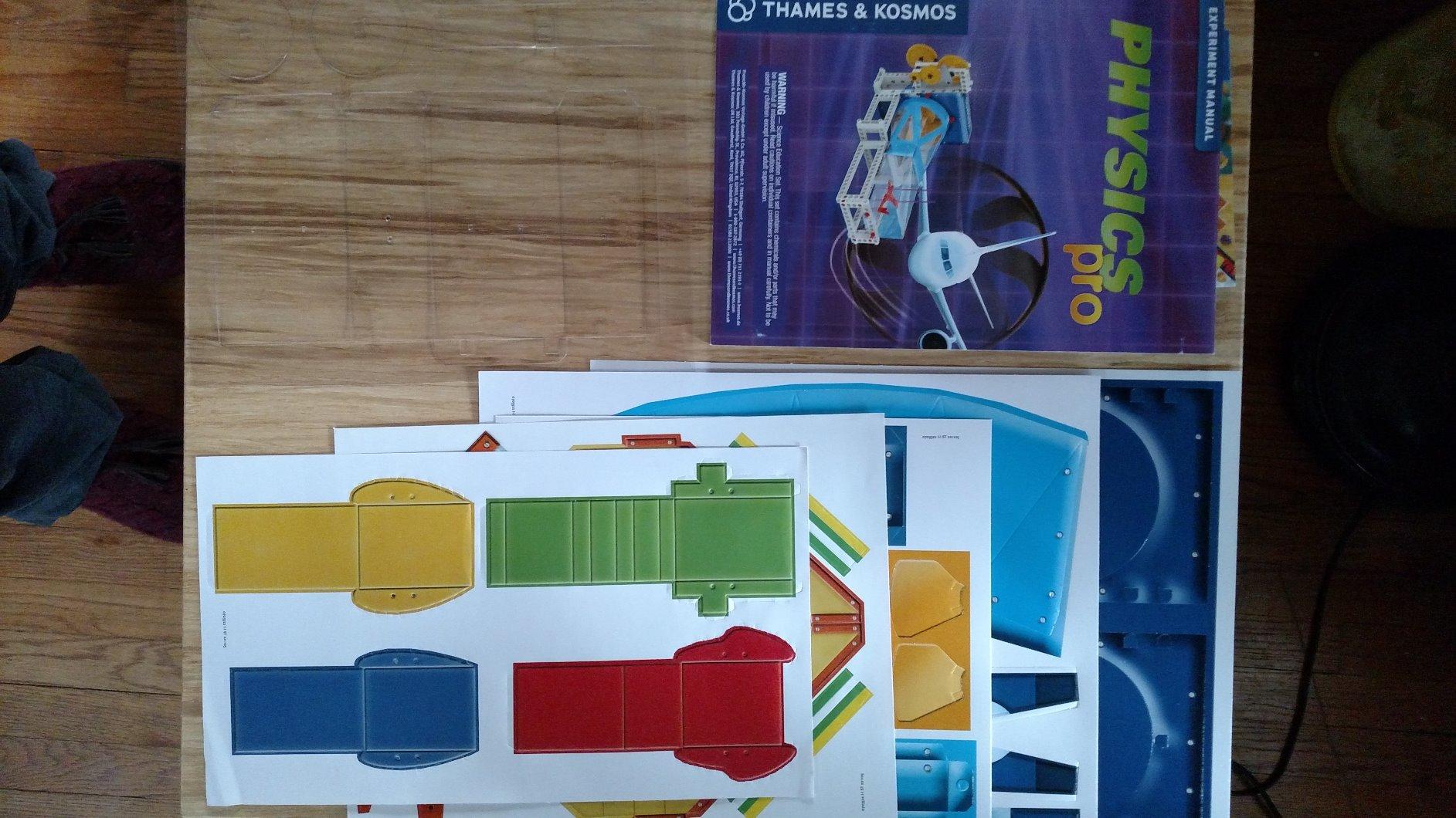 Thames & Kosmos Physics Pro (V 2.0) Science Kit | 96 Page Color Manual | 31 Experiments | Advanced Physics Education Kit | Parents' Choice Silver Award Winner customer photo 2