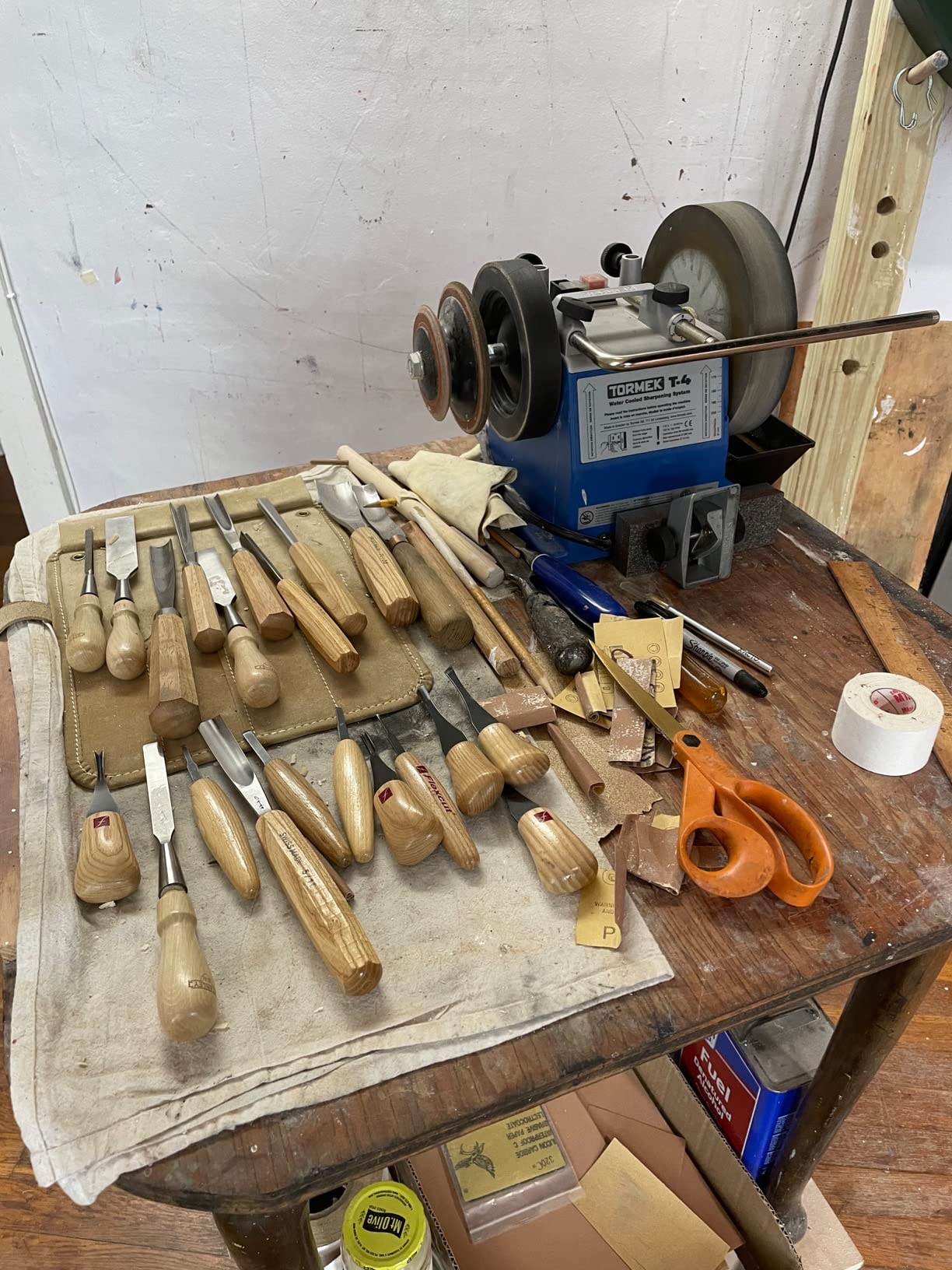 Tormek T-4 - Compact Water Cooled Sharpening System for Edge Tools - US Version customer photo 1