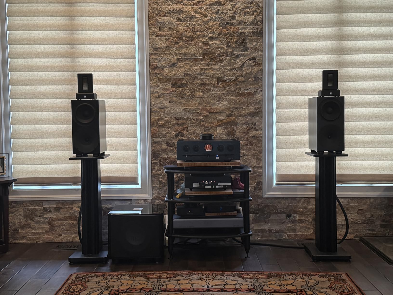 SVS SoundPath Subwoofer Isolation System, 4-Pack customer photo 2