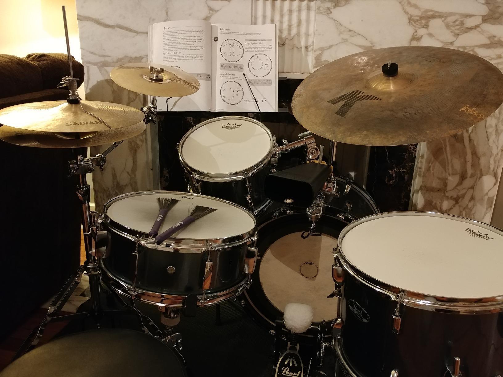 Pearl Roadshow Drum Set 4-Piece Complete Kit with Cymbals and Stands, Charcoal Metallic customer photo 2