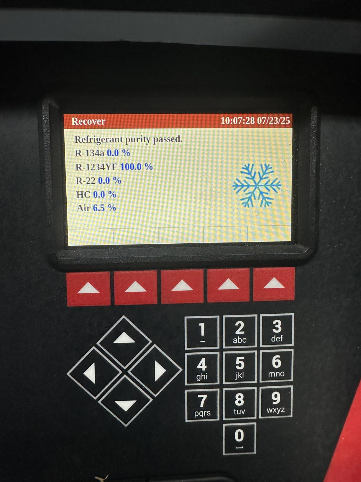 Mastercool 69134-A R134a Refrigerant Identifier - Compact Pass/Fail Analyzer with NDIR Technology, Portable A/C Purity Tester, Includes Calibration Kit customer photo 1