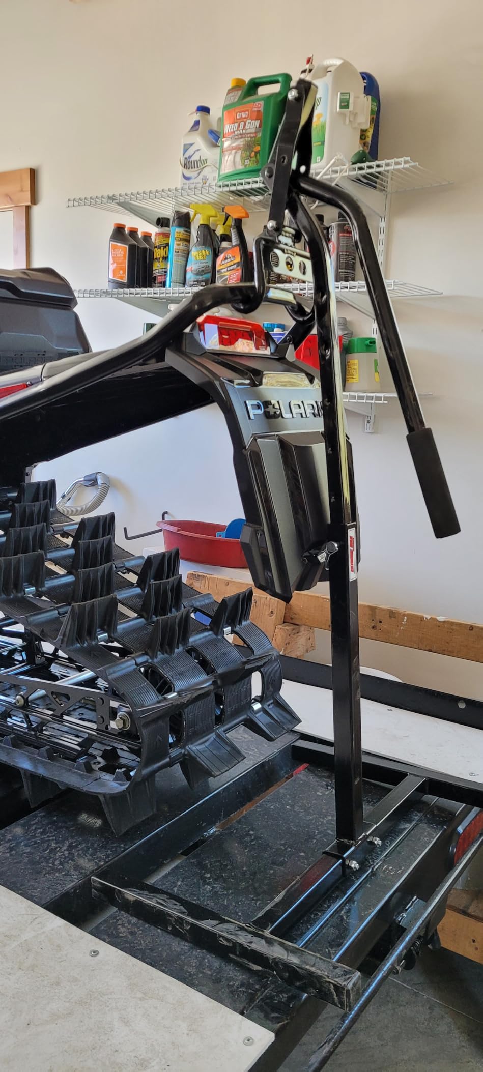 Extreme Max 5001.5037 PRO Series Snowmobile Lever Lift Stand - 33