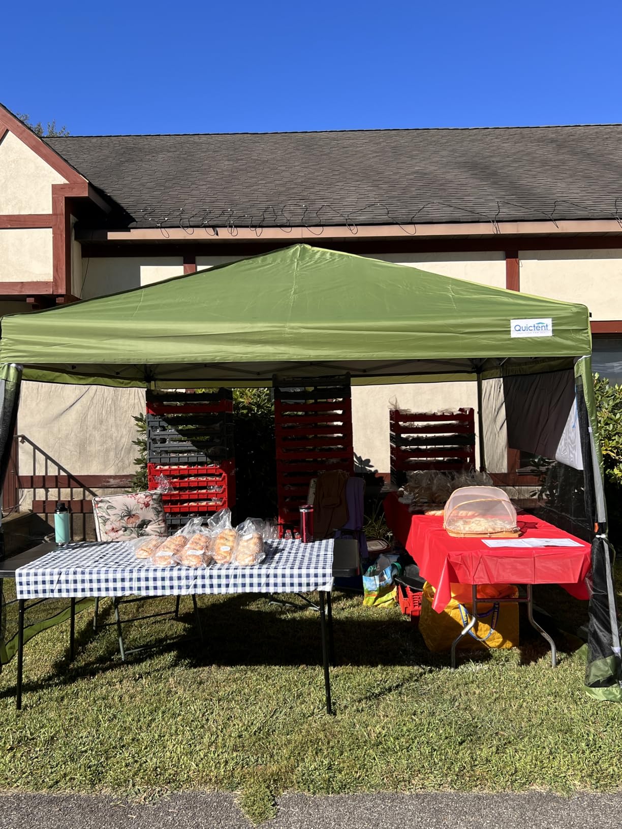 Quictent 10'x10' Pop up Screened Canopy Tent with Mosquito Netting, Portable Easy up Outdoor Screen House Shelter for Patio, Camping and Picnic, Includes Wheeled Carry Bag customer photo 2