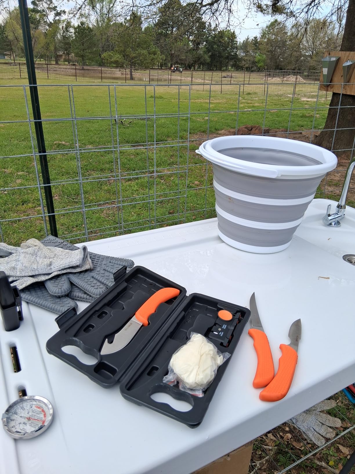 OUTDOOR EDGE WildLite - 6-Piece Field to Freezer Hunting & Game Processing Knife Set with Gut Hook Blade, Caping Knife customer photo 1
