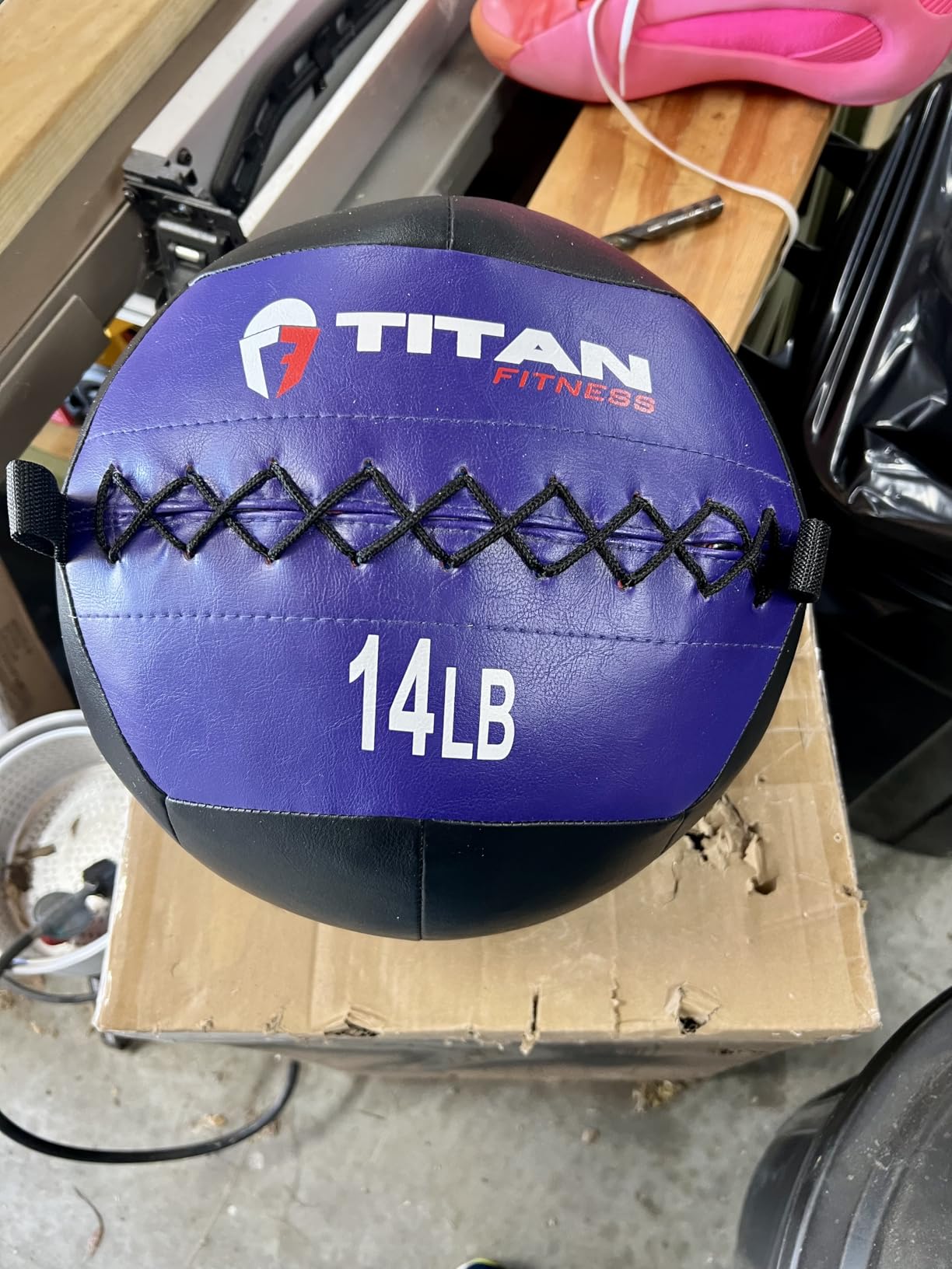 Titan Fitness Soft Leather Medicine Wall Ball Durable, Endurance, Cardio, Core Strength customer photo 1