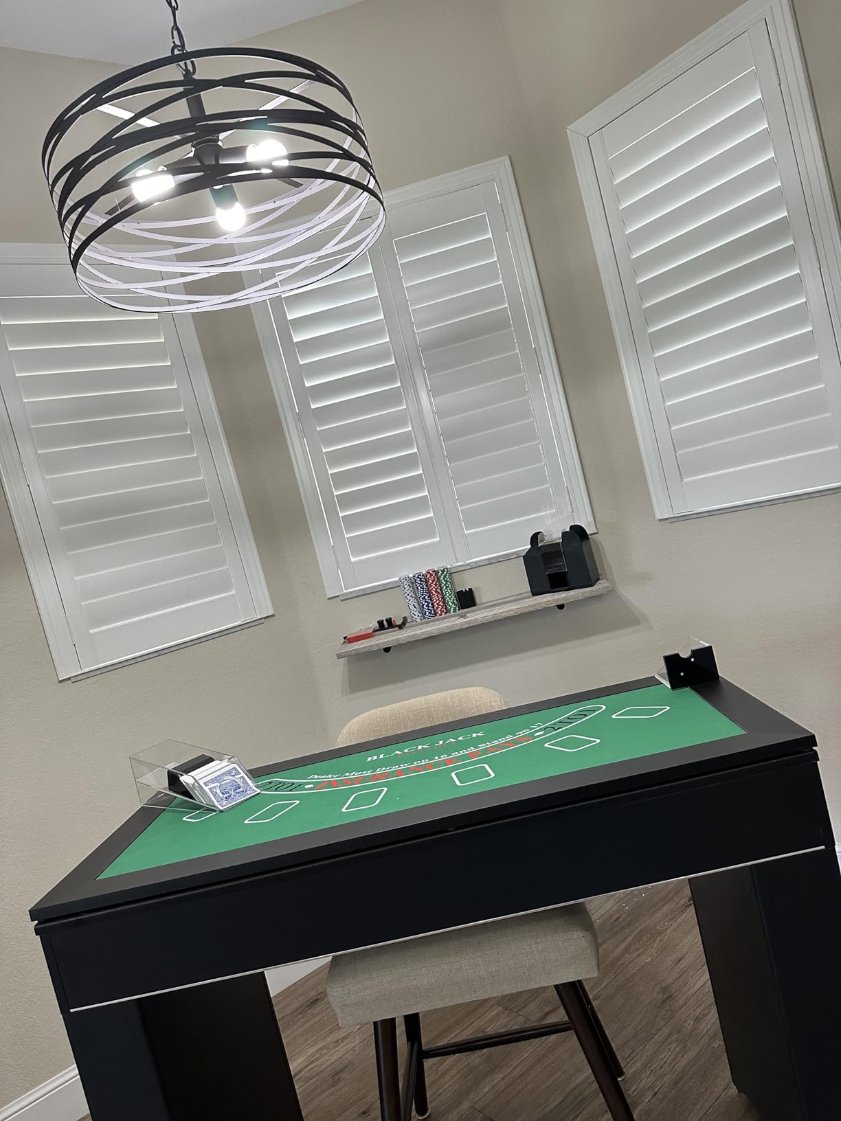Hathaway Classic Monte Carlo 4 in 1 Casino Game Table - Includes Craps Table, Roulette, Blackjack, Poker Table Top & Bar Table Top customer photo 1