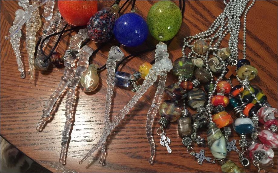 Devardi Glass Boro Rods, COE 33, Mixed Colors, 3 lbs borosilicate solid rods customer photo 1