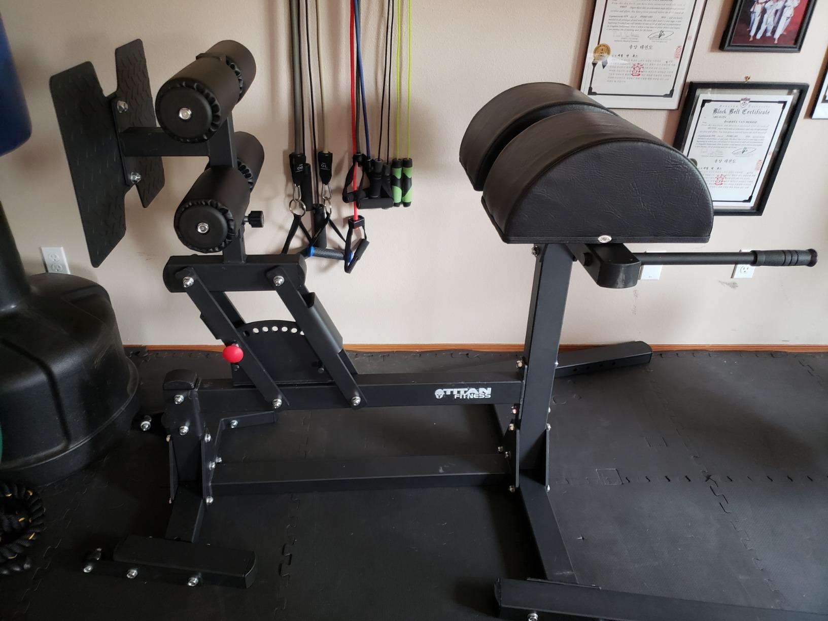 Titan Fitness Glute and Ham Developer, Adjustable GHD Machine, Comfortable Padding, Durable Steel Build, Workout Equipment for Commercial and Home Gym customer photo 1