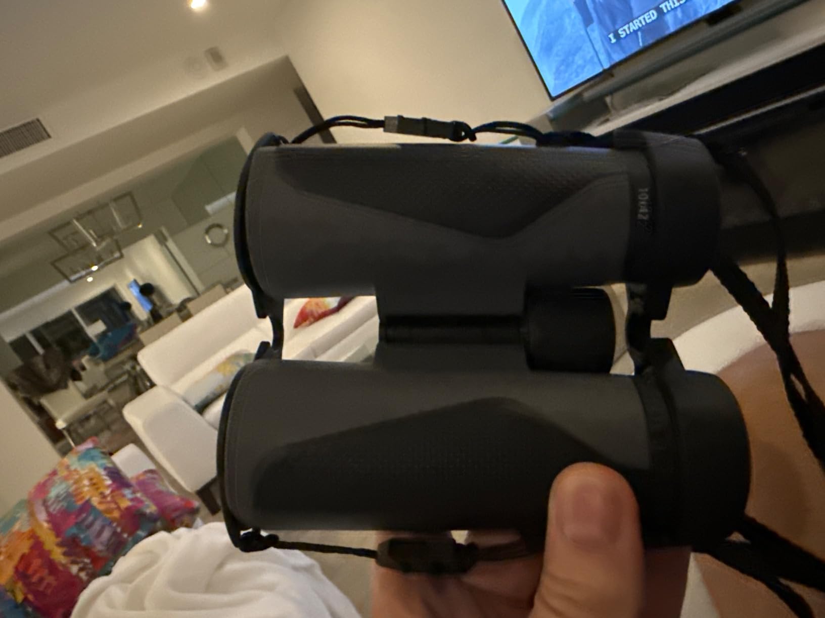 ZEISS Terra ED Binoculars 8x42 Waterproof, and Fast Focusing with Coated Glass for Optimal Clarity in All Weather Conditions for Bird Watching, Hunting, Sightseeing, Grey customer photo 2