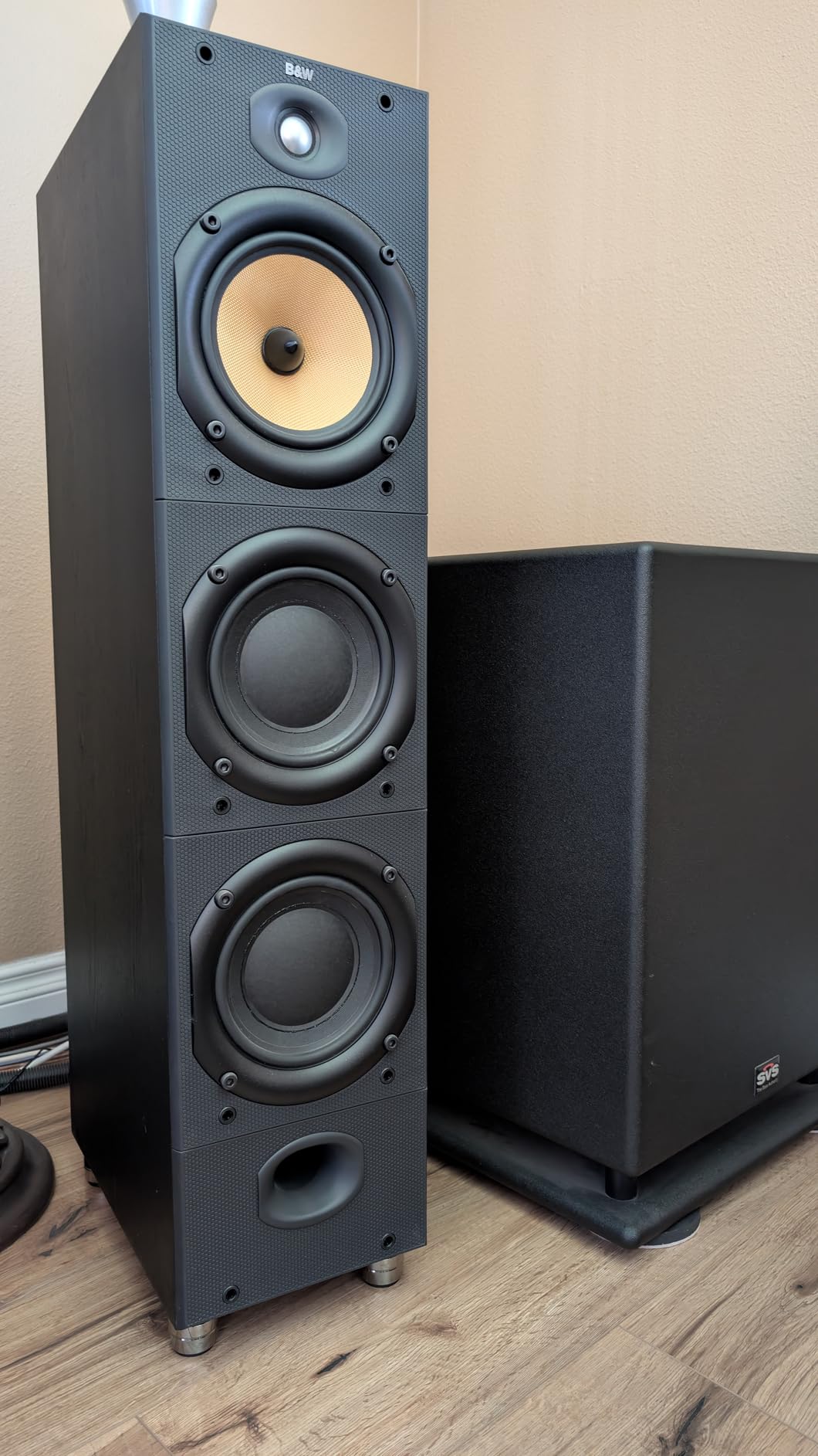 IsoAcoustics Gaia III Isolation Feet for Speakers & Subwoofers (70 lb max) - Set of 4 customer photo 2
