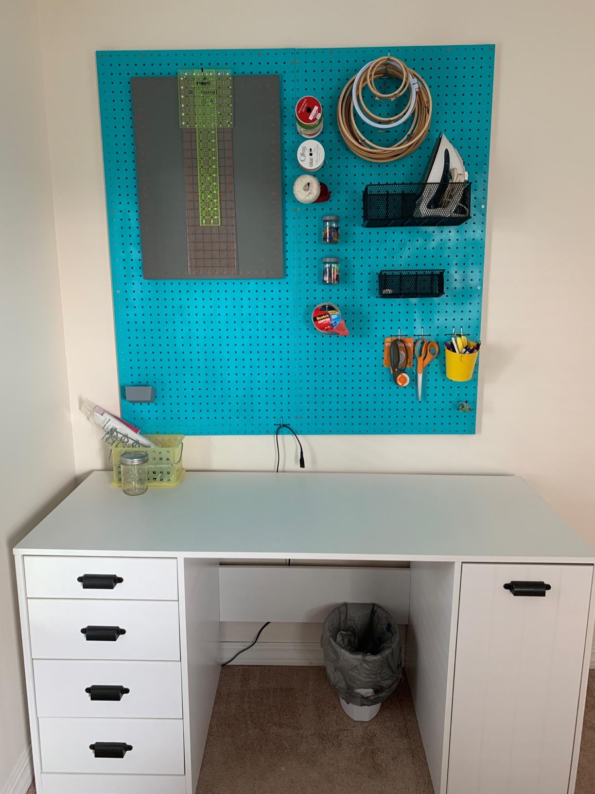 South Shore Artwork Sewing Craft Table with Storage Drawers and Scratchproof Surface, Pure White customer photo 1