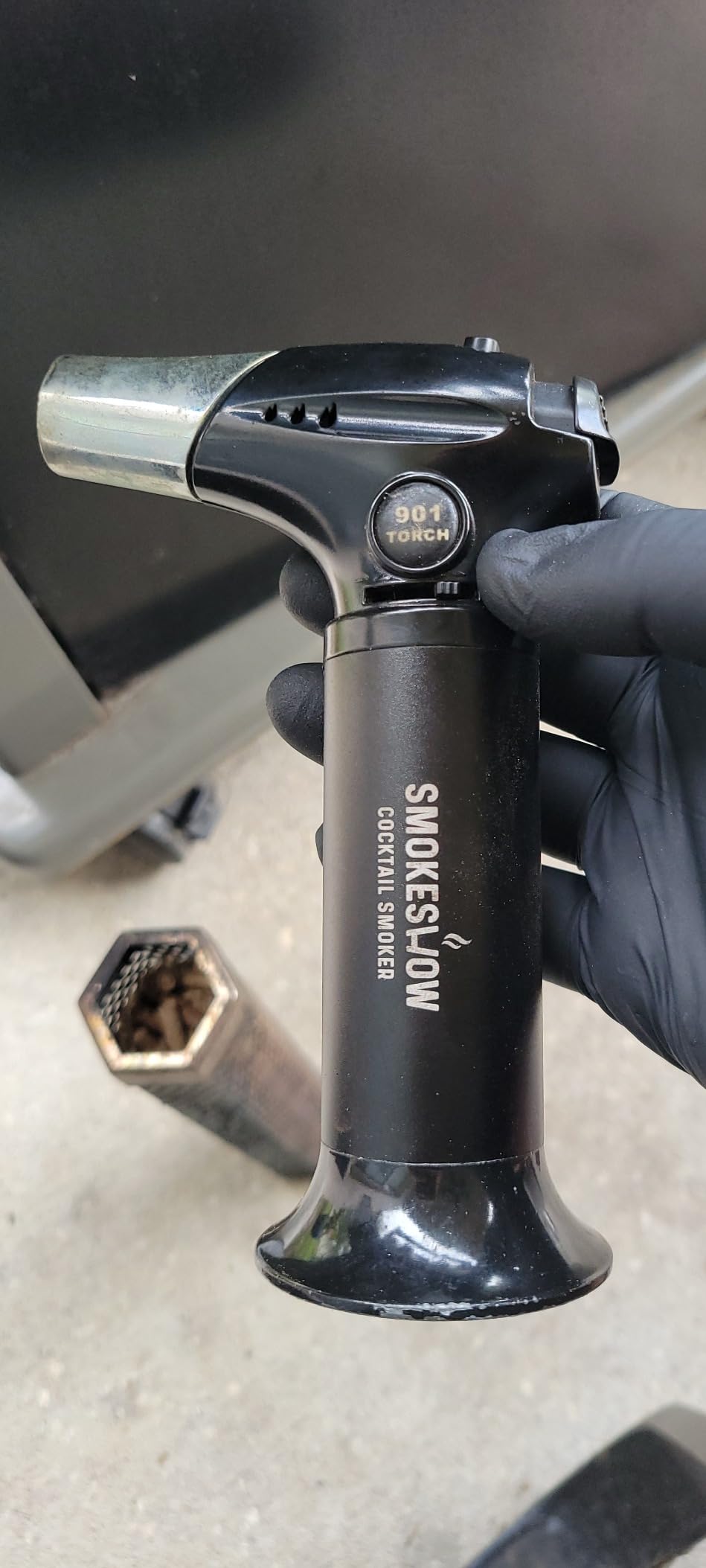 LIZZQ Premium Pellet Smoker Tube 12 inches - 5 Hours of Billowing Smoke - Hot or Cold Smoking - for Any Grill or Smoker - An Easy and Safe Way to Provide Smoking - Free eBook Grilling Ideas & Recipes customer photo 1