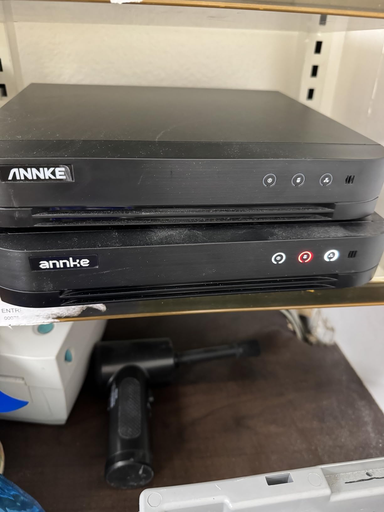 ANNKE 16CH 1080P Lite Hybrid 5-in-1(TVI/AHD/CVI/CVBS/IPC) CCTV DVR, Motion Detection, H.265+ Security 16 Channel Surveillance Digital Video Recorder with 2TB Hard Drive, Easy Remote Access customer photo 2