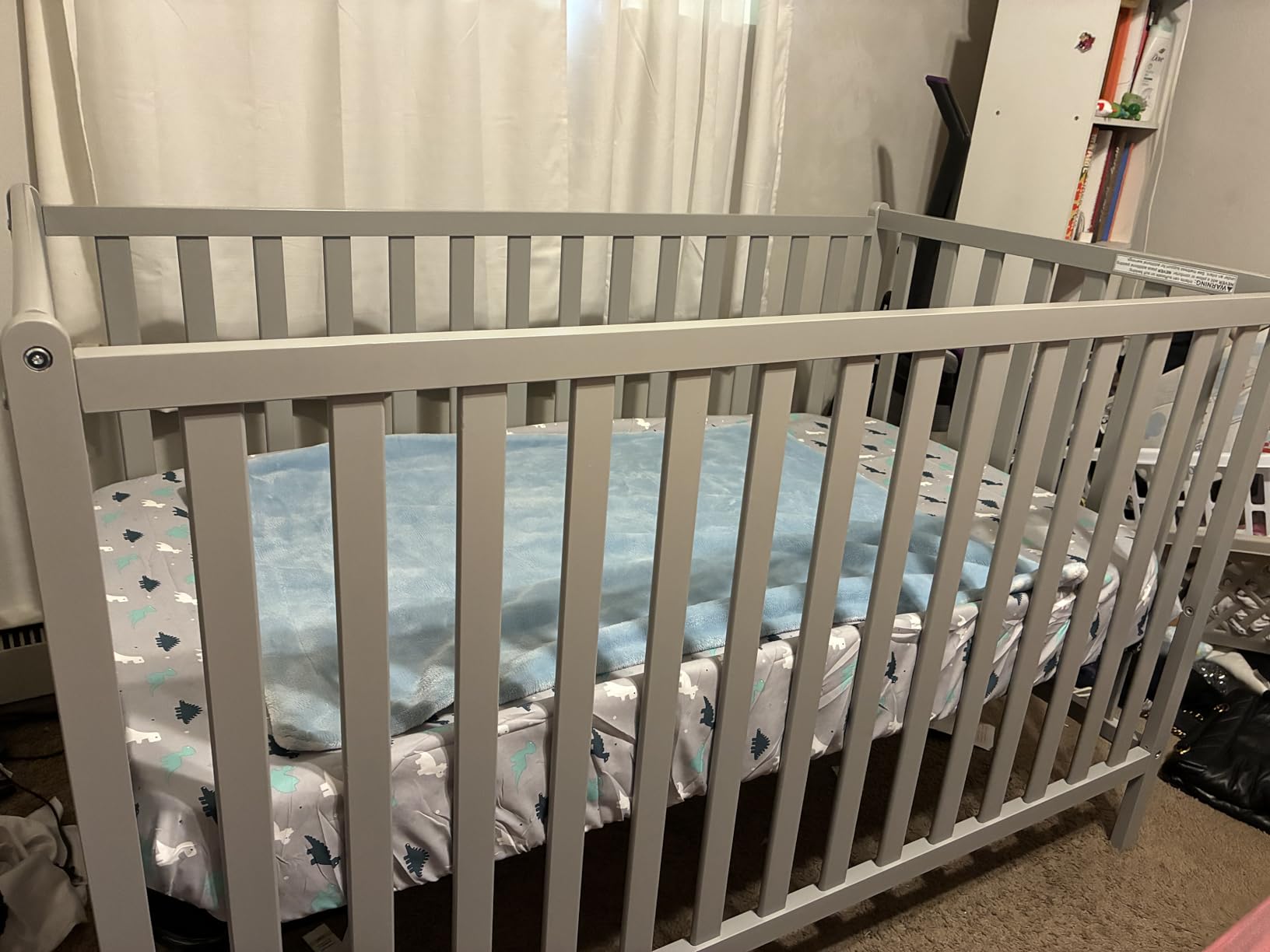 Delta Children Heartland 4-in-1 Convertible Crib - Greenguard Gold Certified, Bianca White customer photo 2