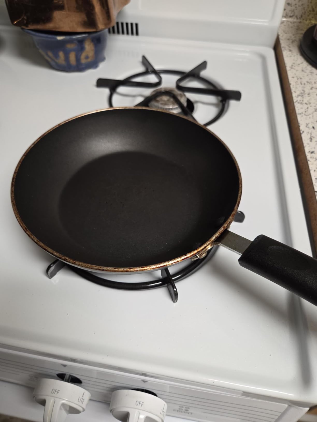 Utopia Kitchen Nonstick Cookware 3 Piece Omelette Pan Skillet Set, Nonstick Frying Pans with Induction Bottom, 8, 9.5 & 11 Inches Frying Pans with Bakelite Handles, PFOA Free, Grey customer photo 2