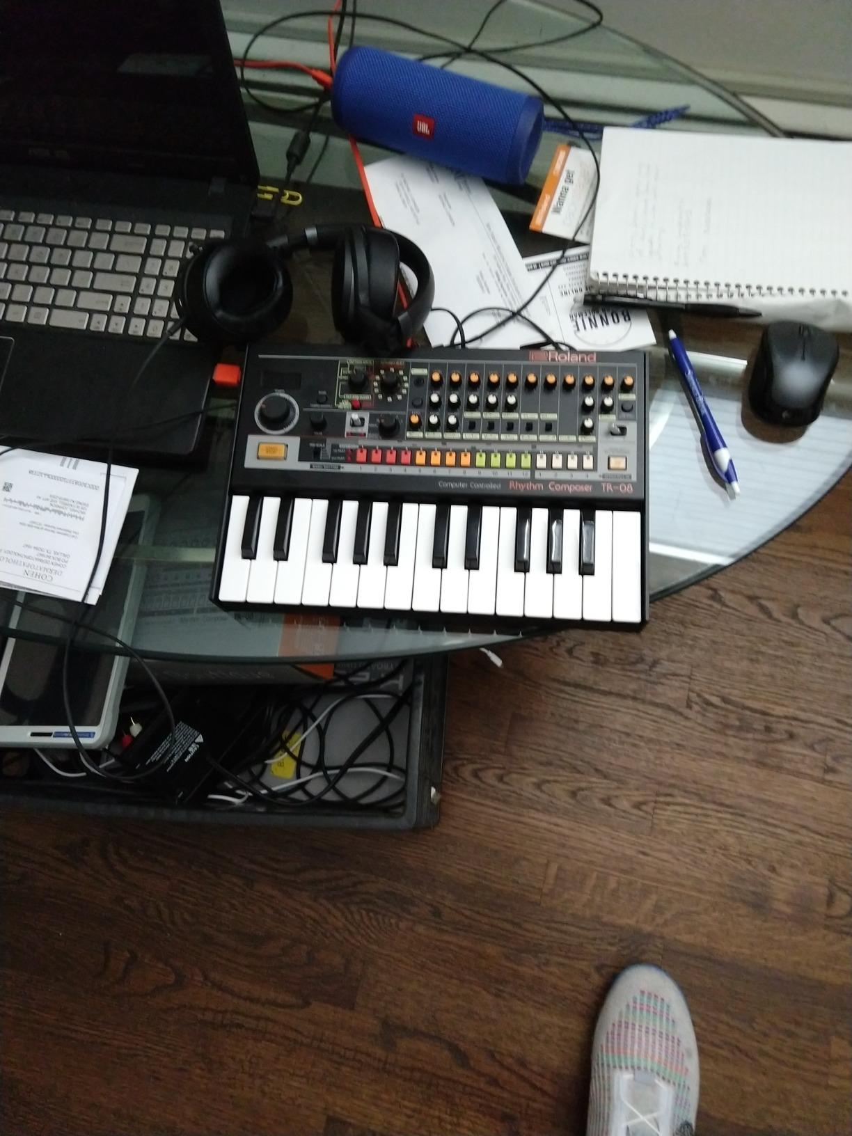Roland Rhythm Composer TR-08 Boutique Drum Machine customer photo 1