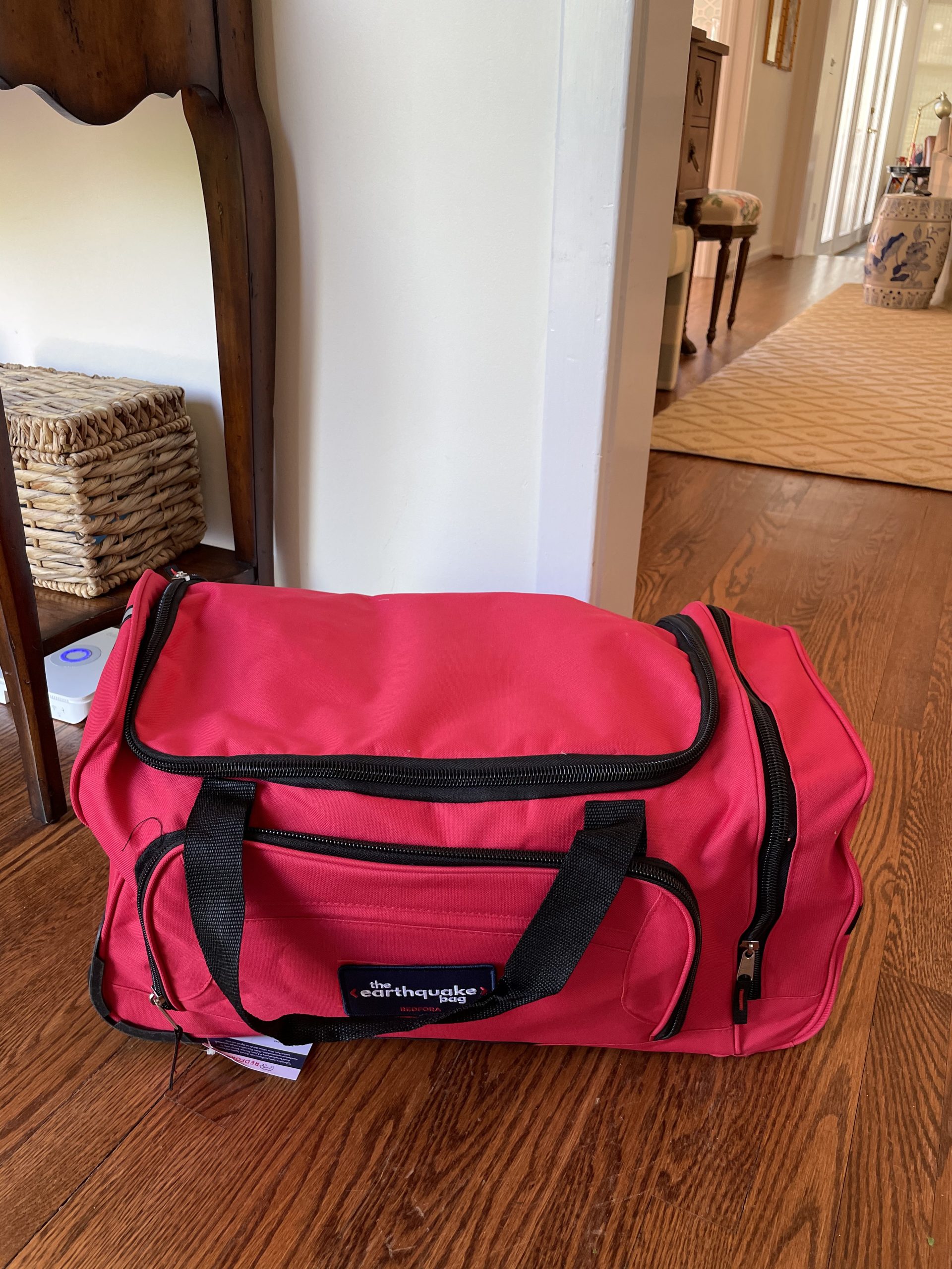 Complete Earthquake Bag - 3 Day Emergency kit for Earthquakes, Hurricanes, Wildfires, Floods + Other disasters customer photo 2