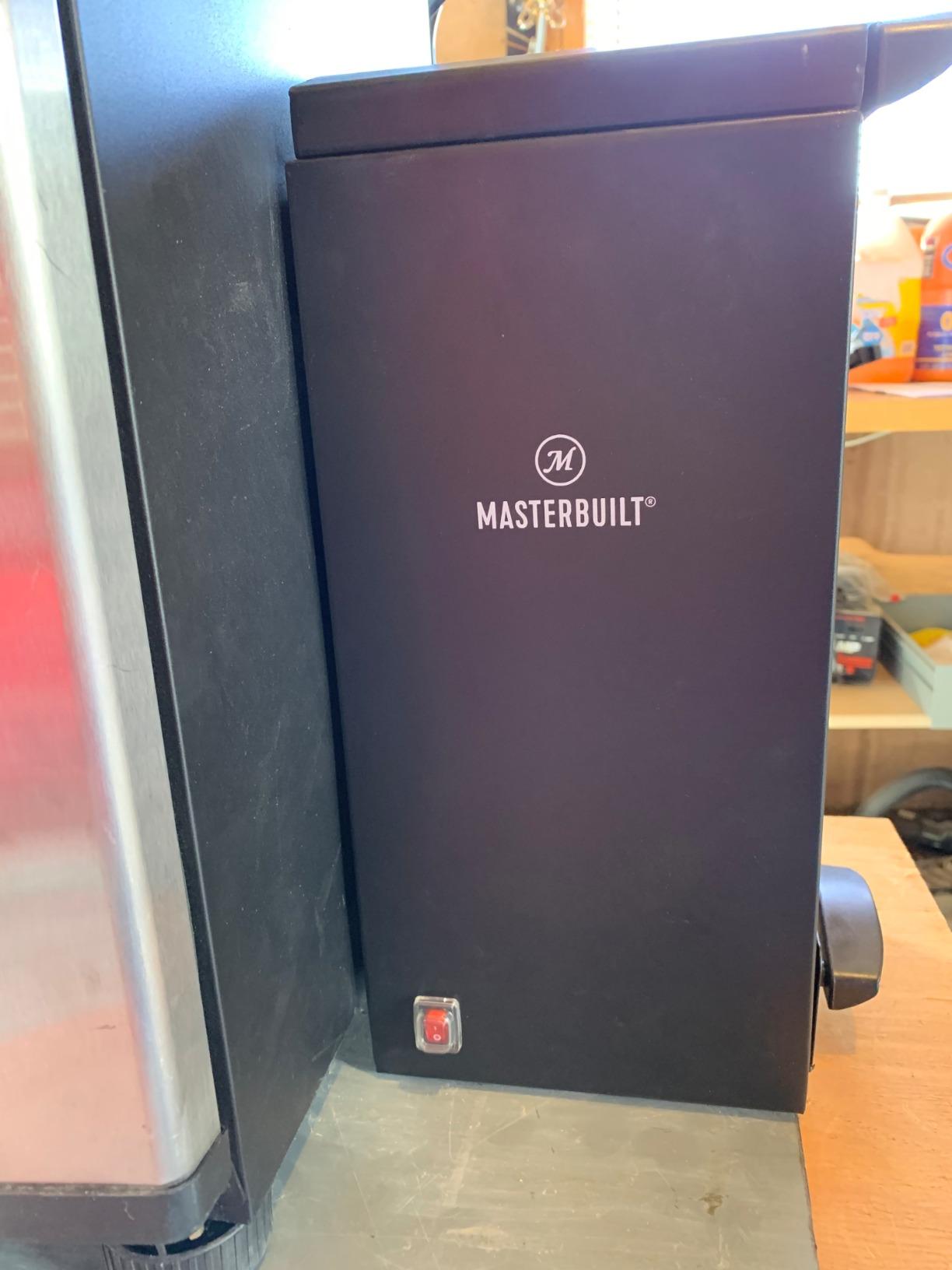 Masterbuilt Slow and Cold Smoker Accessory Attachment With Removable Ash Tray for Masterbuilt Vertical BBQ Smokers in Black, 10 x 10 x 18, Model MB20100112 customer photo 1