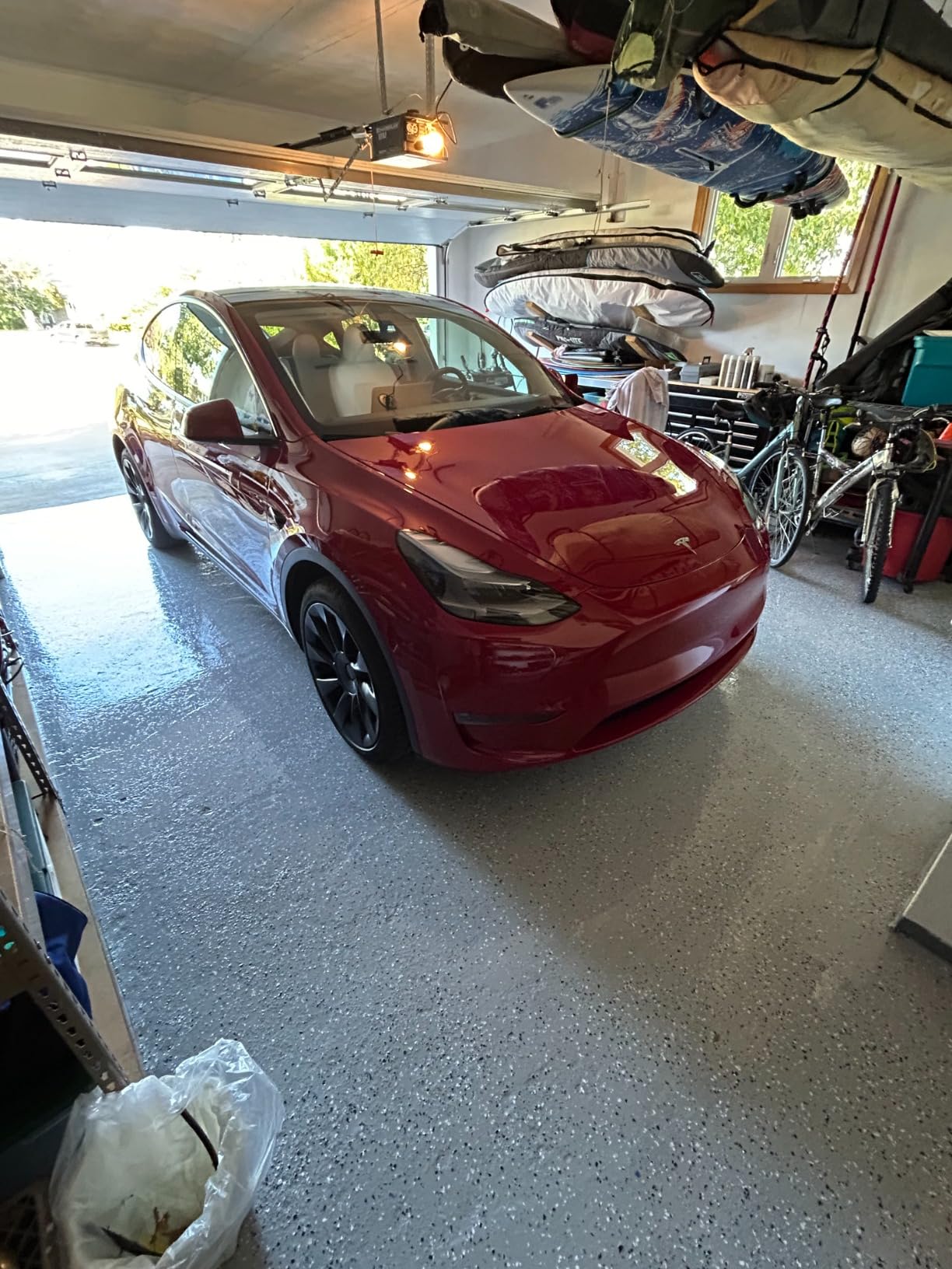Rust-Oleum 318697 RockSolid Polycuramine Garage Floor Coating, 2.5 Car Kit, High Gloss Black customer photo 2
