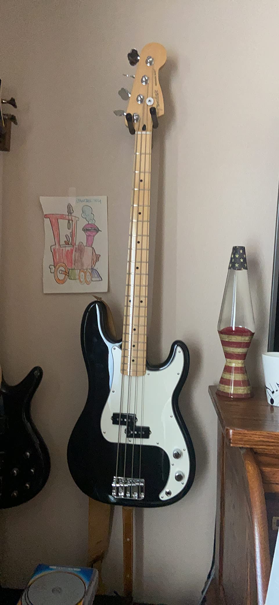 Player Precision Electric Bass Guitar - Maple Fingerboard - Black customer photo 1