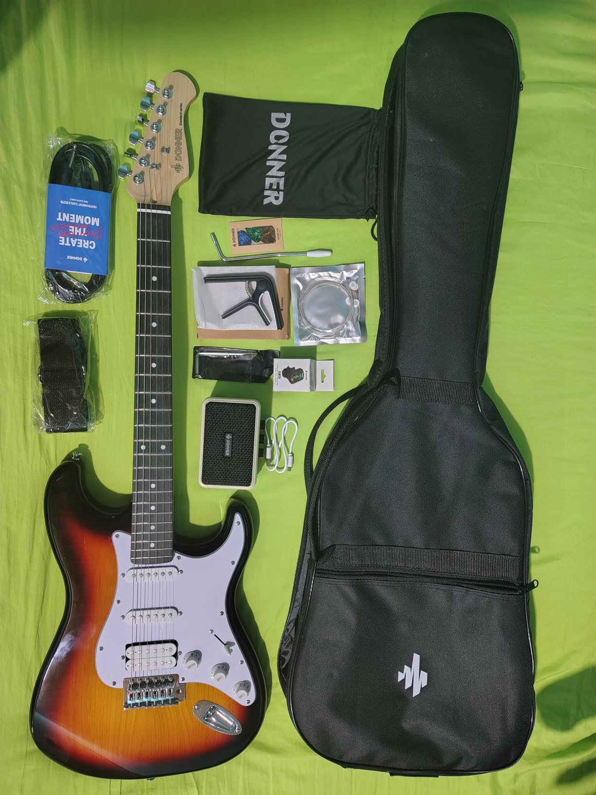 Donner DST-100S 39 Inch Full Size Electric Guitar Kit Solid Body Sunburst, Beginner Starter, with Amplifier, Bag, Capo, Strap, String, Tuner, Cable, Picks customer photo 2