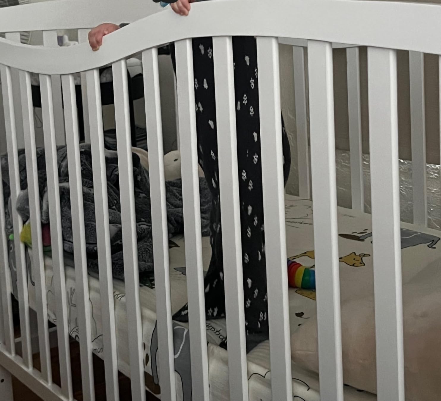 Dream On Me Chelsea 5-in-1 Convertible Full-Size Baby Crib in Steel Grey, GreenGuard Gold & BSA, Pinewood, 4 Mattress Heights, Converts to Toddler, Day & Full-Size Bed, Modern Classic Nursery customer photo 2