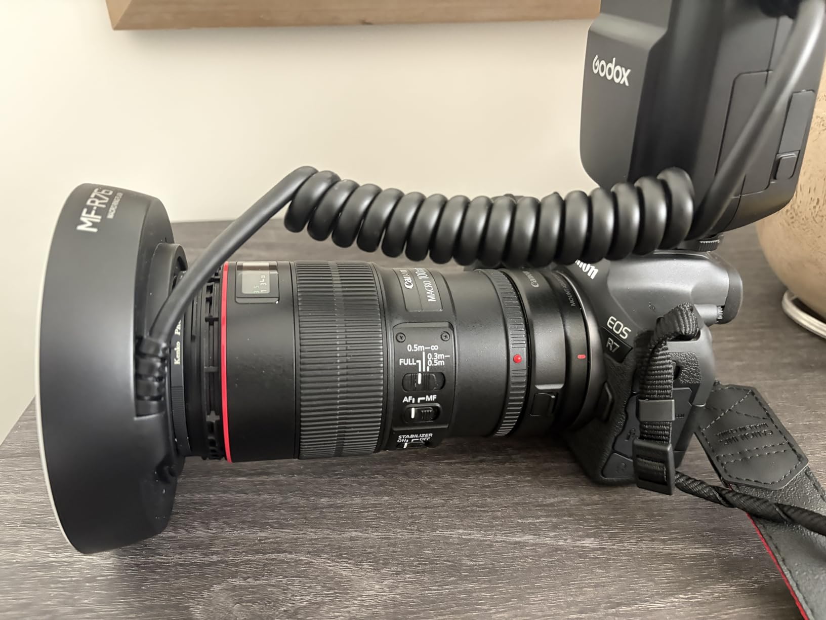Canon Mount Adapter EF-EOS R, Black customer photo 1