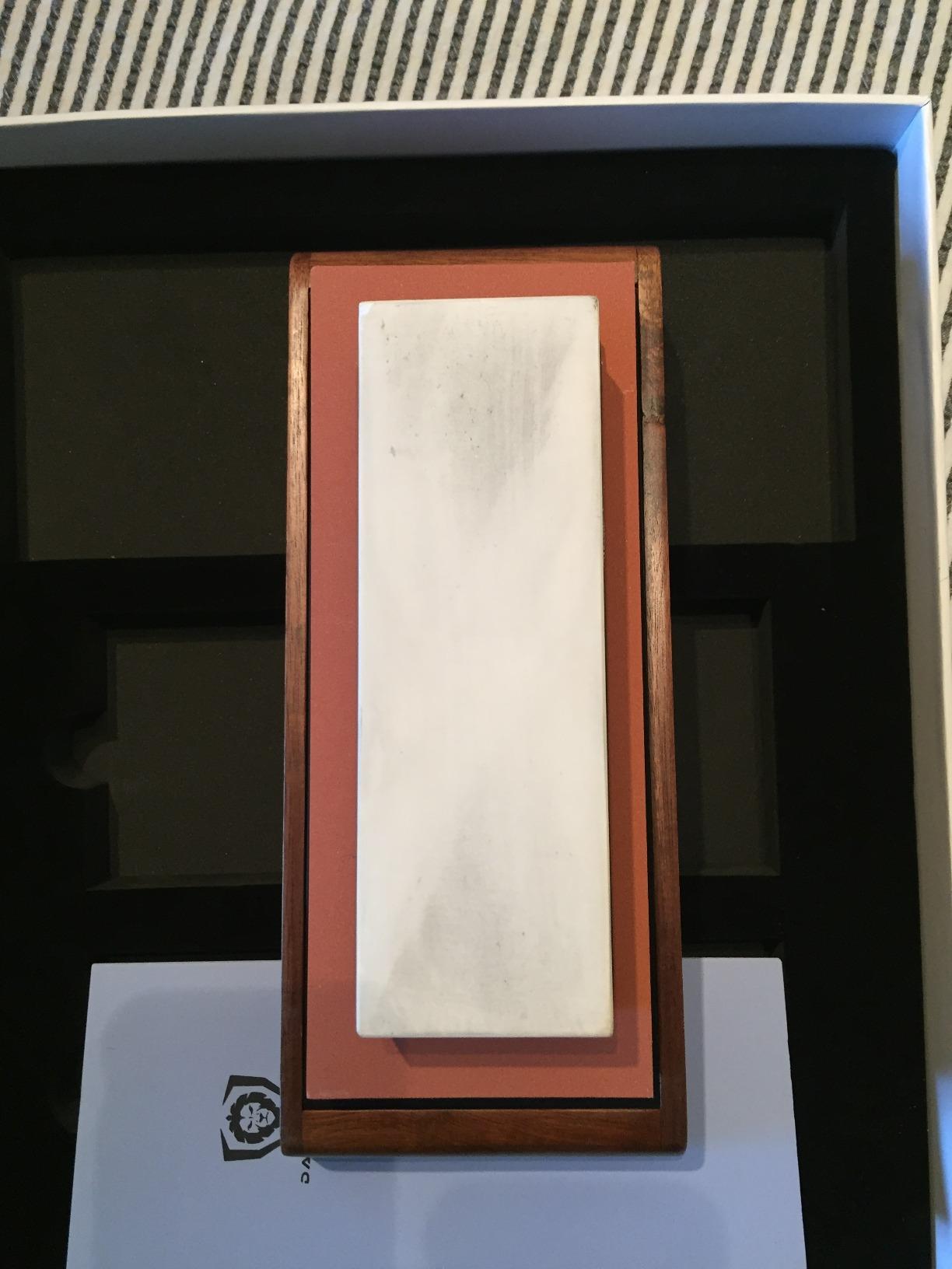 Dalstrong Whetstone Set #1000/#6000 - XL Corundum Sharpening Stones - For Restoring Dull Knives, Maintaining Any Kitchen Blade, Beginner to Pro - Non-Slip Base, Angle Guide customer photo 2