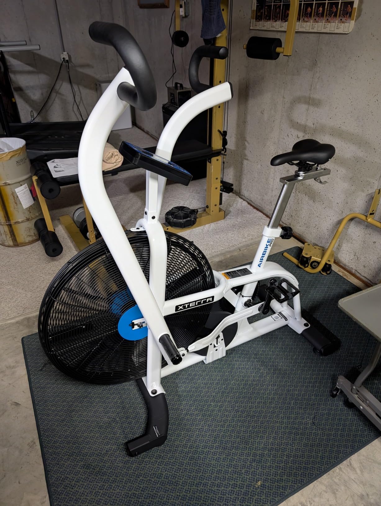 XTERRA Fitness Dual Action, Heavy Duty Air Bike, Ergonomic Design, Adjustable Padded Seat, Unlimited Levels of Resistance, Dual Action Handlebars customer photo 1