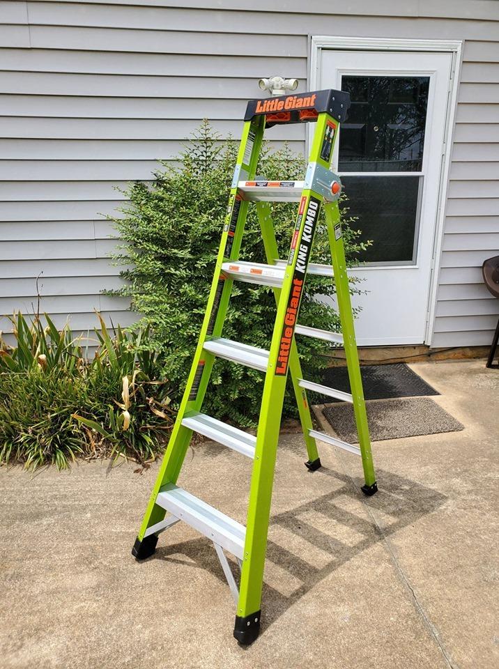 Little Giant Ladders, King Kombo, Professional, 6 Ft. A Frame, 10 Ft. Extension, Fiberglass, Type 1AA, 375 lbs Weight Rating, (13610-001) customer photo 1