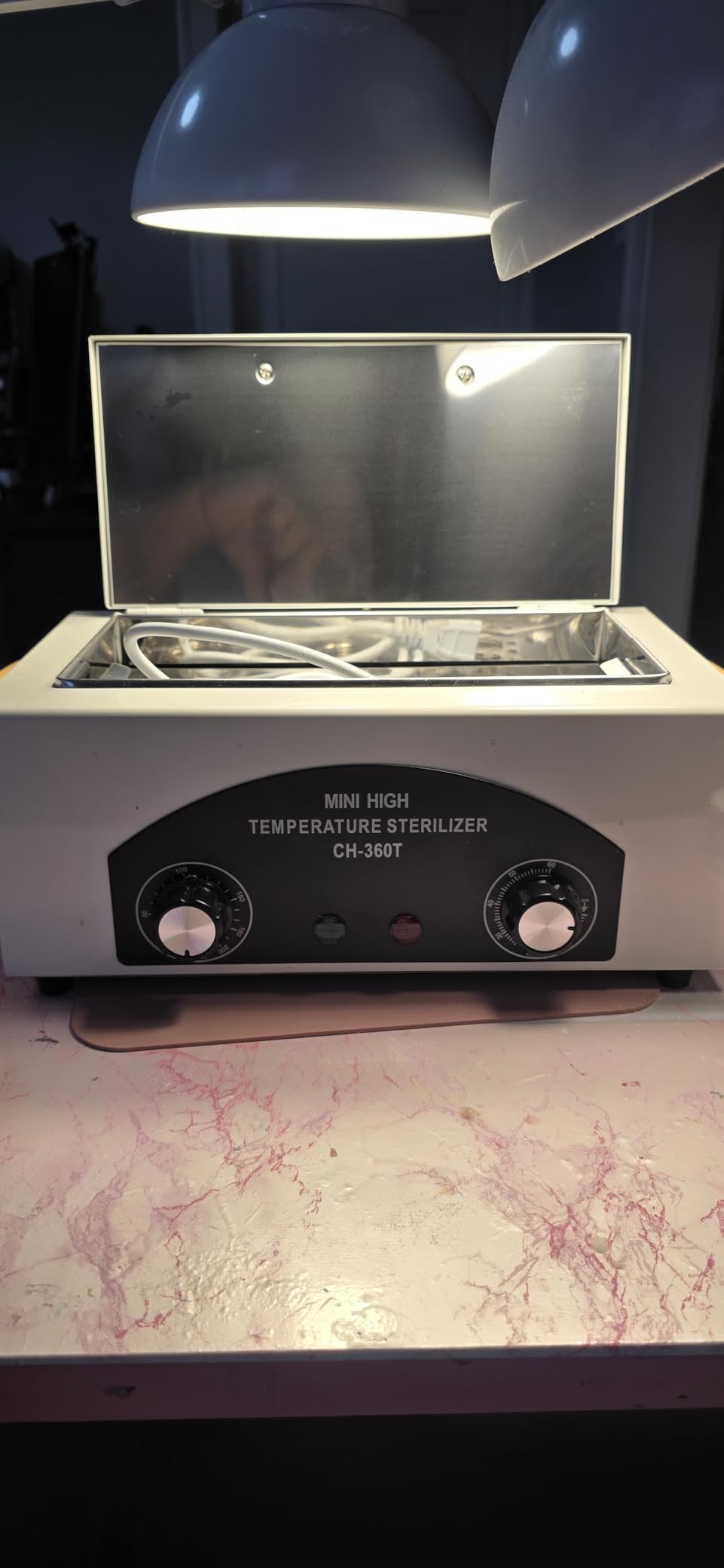 High Temperature Sterilizer Autoclave Machine 110V 300W Nail Tool Sterilizer Dry Heat Sterilizer Dental Tool Sterilizer 1.5L Salon Equipment for Metal Tools with Handle customer photo 1