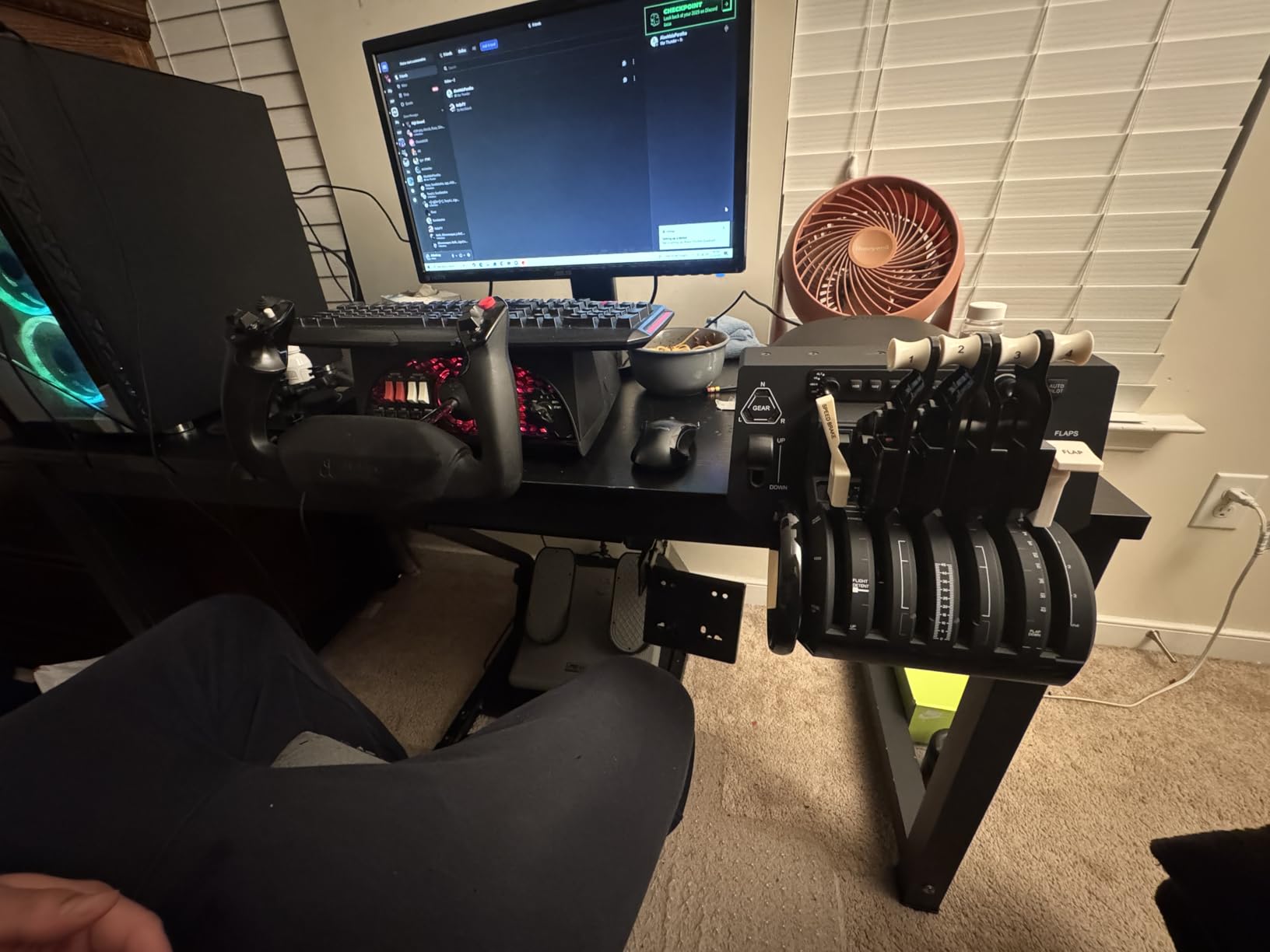 Honeycomb Bravo Throttle Quadrant - Flight Simulator Controls w/Autopilot, Annunciator Panel, Gear, Flaps, Trim Wheel - All-in-One Cockpit System w/Configurable Throttle Setup customer photo 1