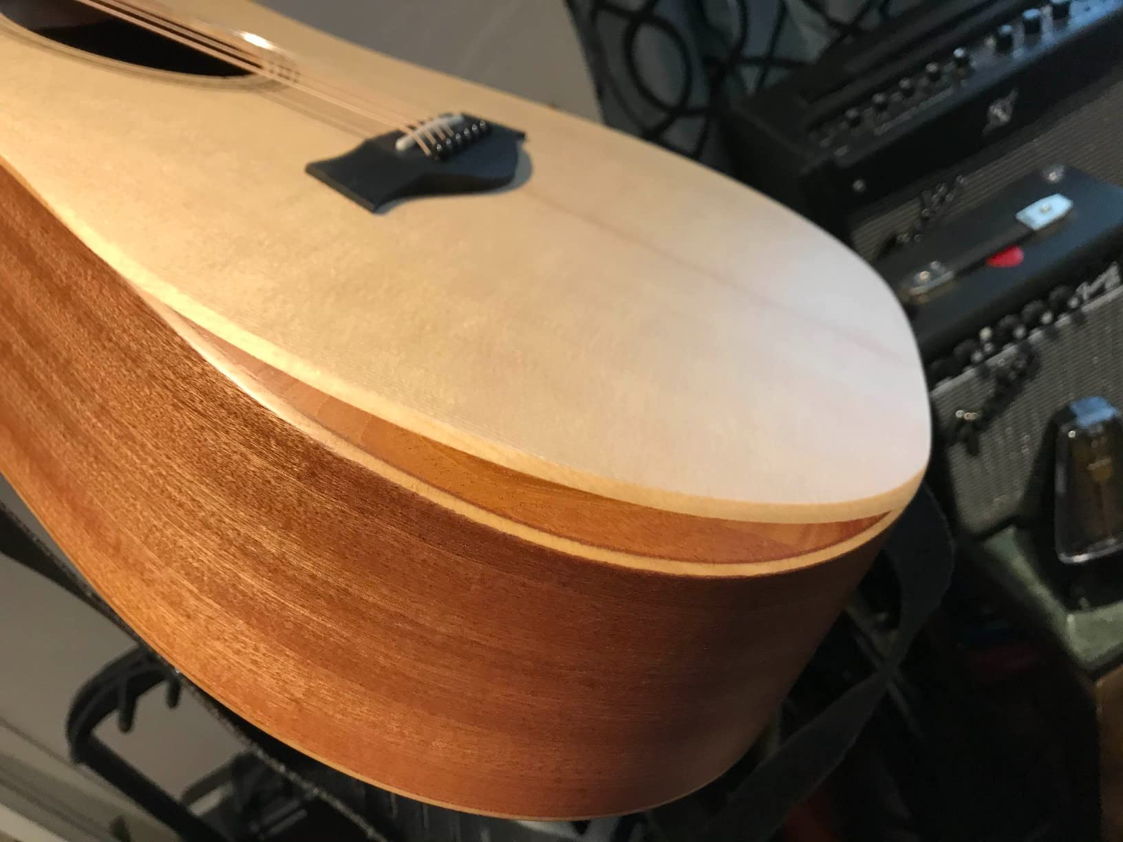 Academy 10e Walnut Acoustic-Electric Guitar customer photo 1