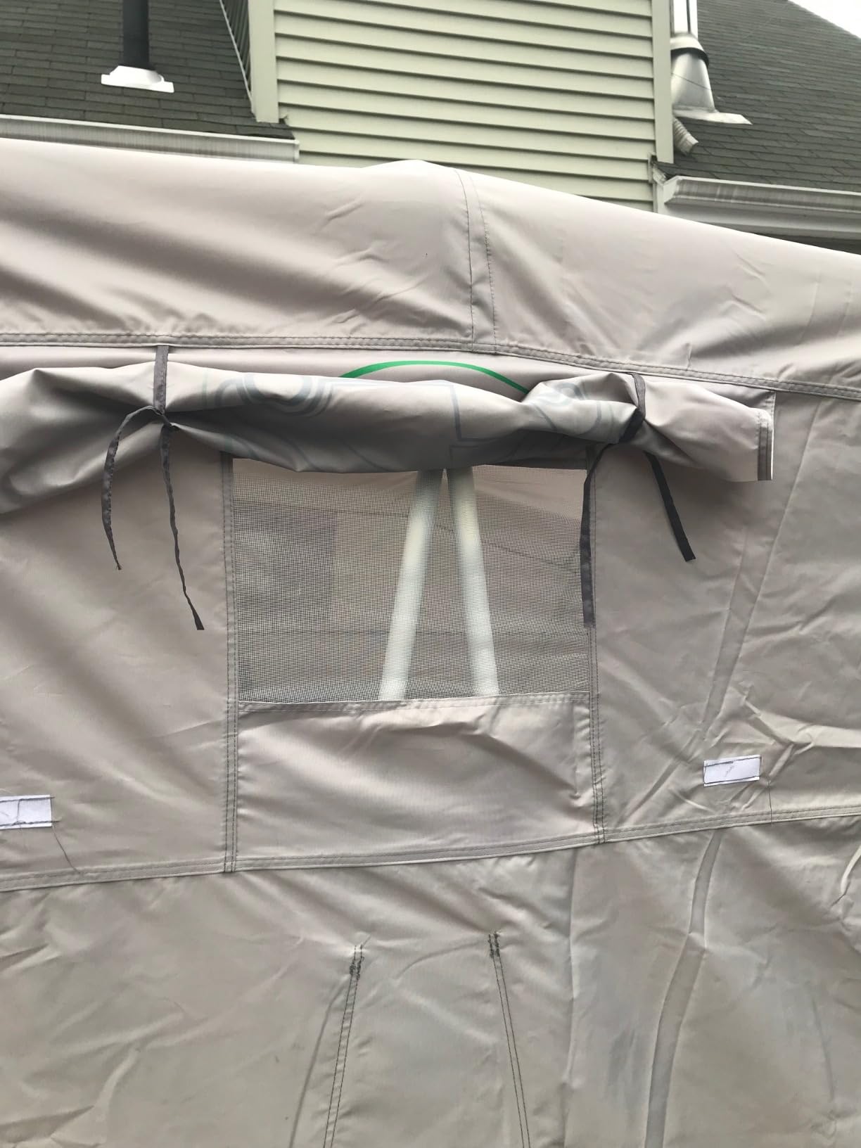 Ikuby Retractable Carport - Foldable Lockable Car Shelter, Heavy Duty All Weather Portable Garage for Cars and SUVs customer photo 2