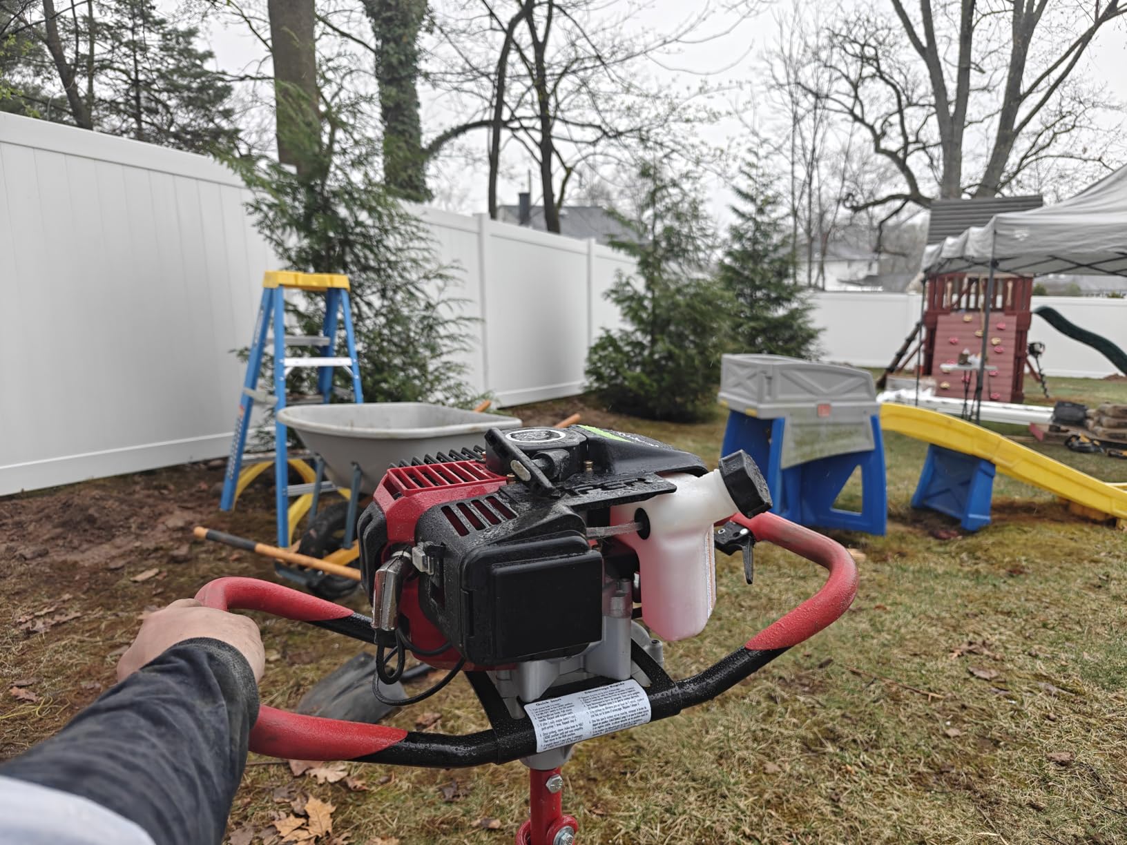 Earthquake E43 1-Person Earth Auger Powerhead, 43cc 2-Cycle Viper Engine customer photo 1