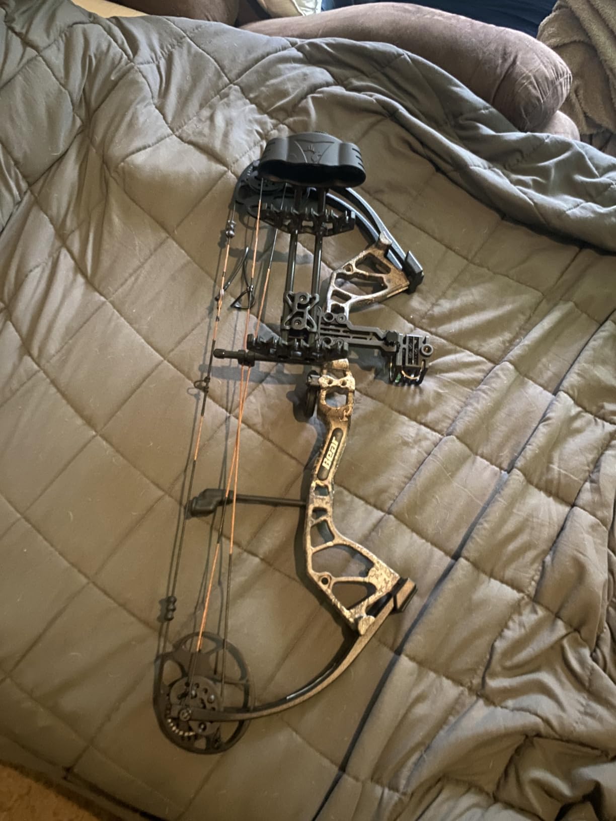 Bear Archery Royale Ready to Hunt Compound Bow Archery Set customer photo 1