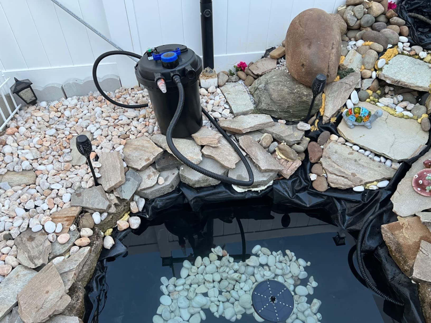HAPPYGRILL Pond Filter, 2642 GPH Pond Pump Filter w/13W UV-C Light, Bio Balls & 4 Adapters, Bio Pressure Pond Filter System for 1321 Gal Koi Fish Ponds or 2642 Gal Ornamental Ponds customer photo 1