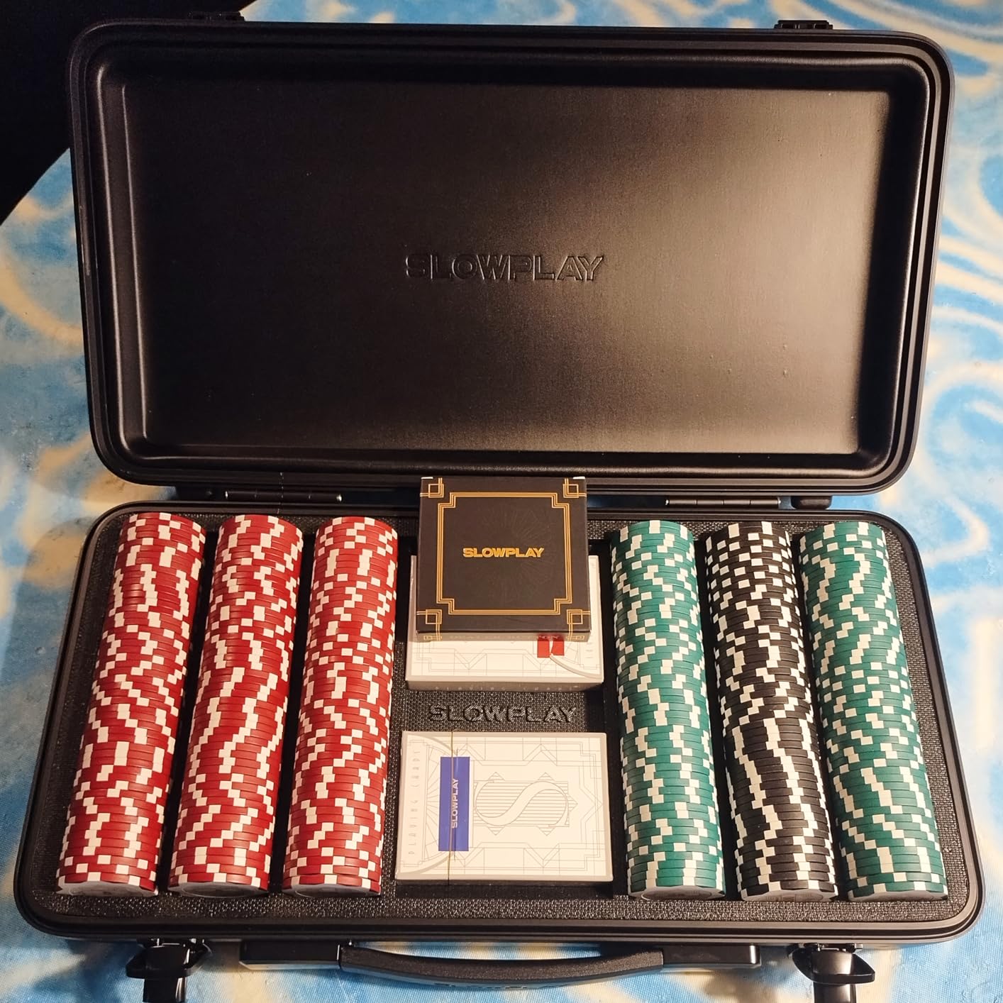SLOWPLAY Nash 14g Clay Poker Chip Set Black Gold Edition - 500PCS Full Set for Texas Hold'em | Numbered Chips: 1, 5, 25, 100, 500, 1000 | Premium Case with Durable German Polycarbonate Shell customer photo 1
